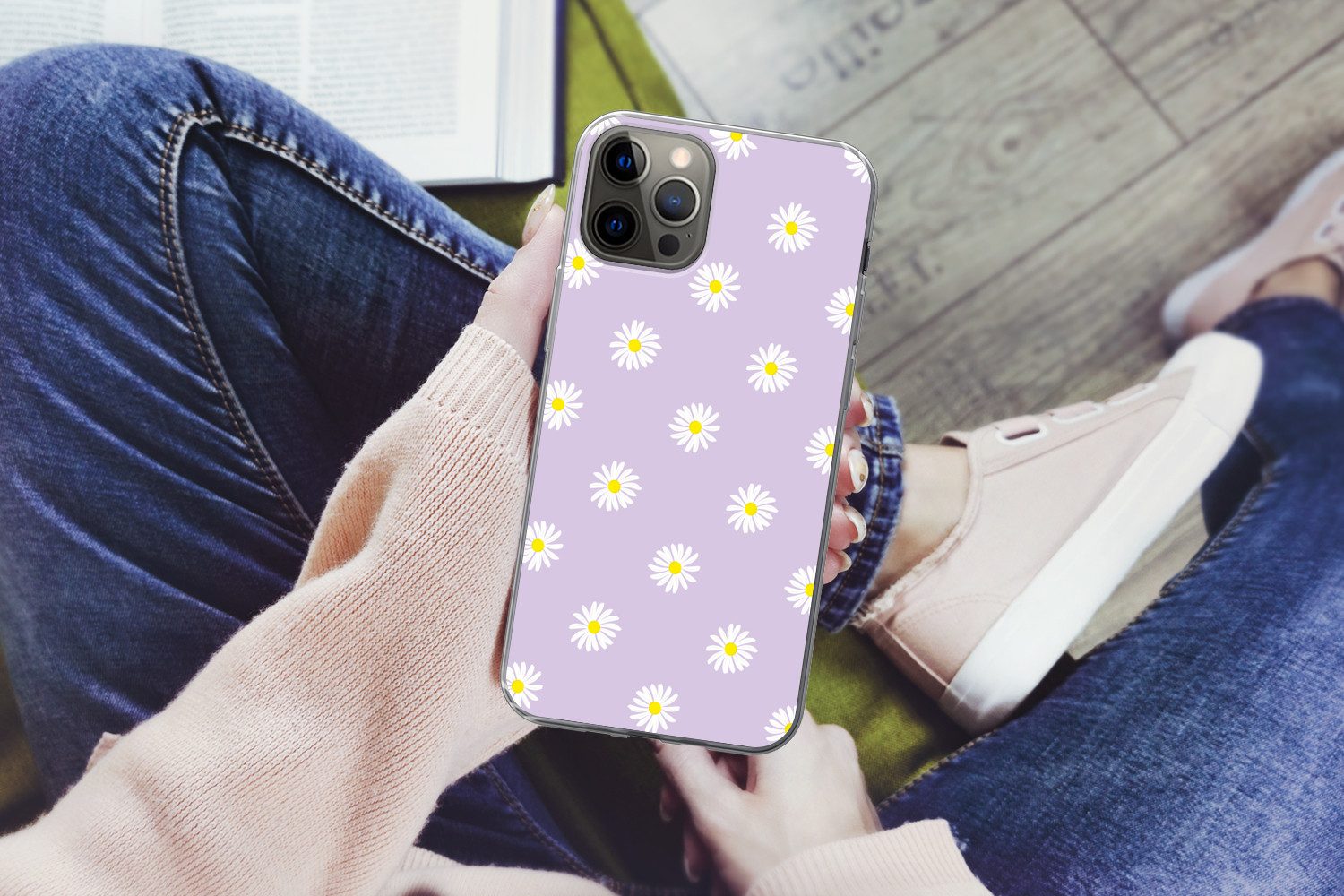 MuchoWow Handyhülle für Apple iPhone 13 Pro Gänseblümchen - Pastell - Weiß - Lila - Blumen, Smartphone-Bumper, Print, Handy Schutzhülle Dünn
