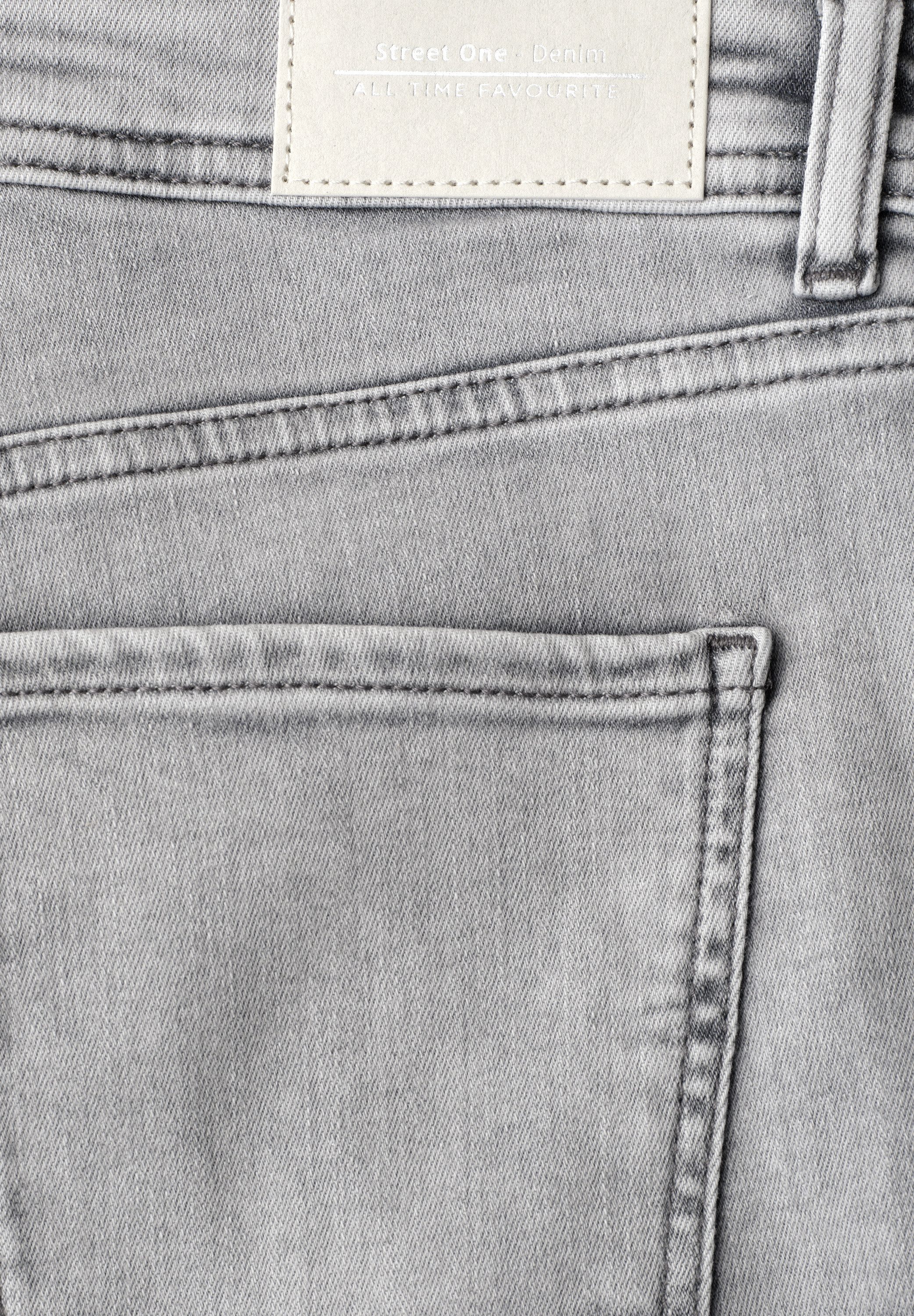 STREET ONE Bermudas Style Jane Slim Leg Jeans-Bermuda mit Turn-Up-Detail – Bild 4 von 5