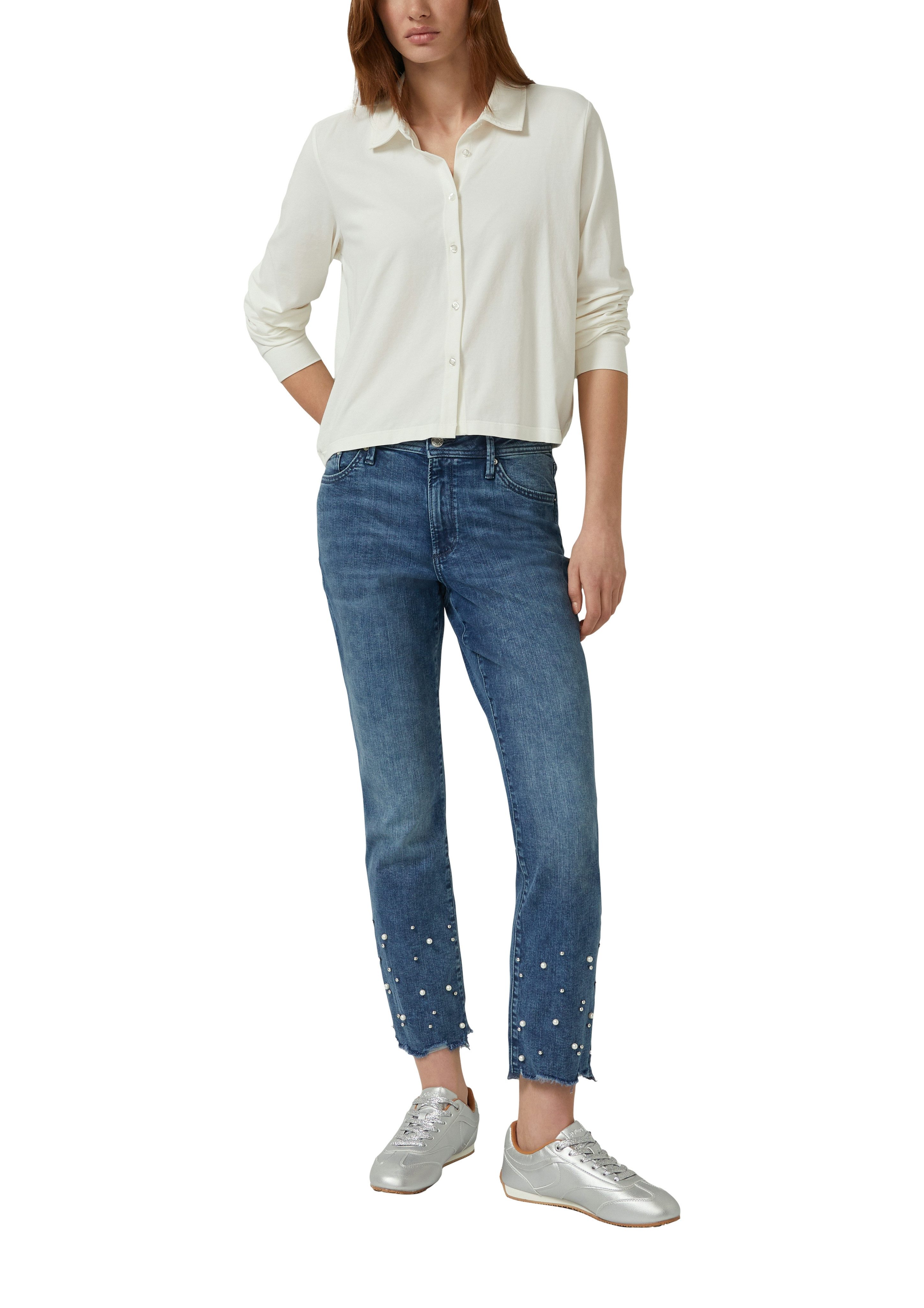 s.Oliver 7/8-Jeans Style Betsy 7/8-Länge mit Perlenbesatz und offenen Nähten