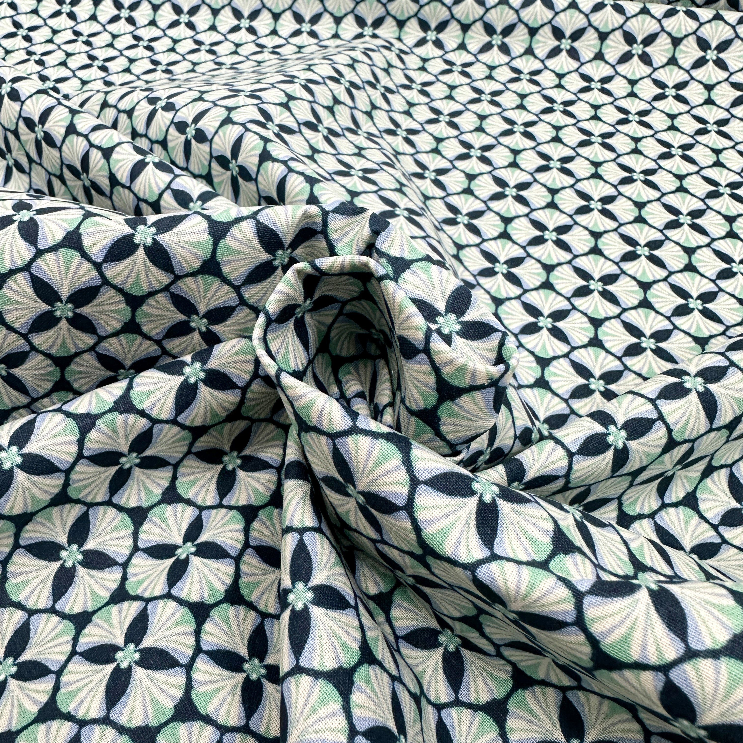 MAGAM-Stoffe Stoff "Josefine", Blumen Baumwollstoff aus Frankreich ÖKO-TEX Meterware 50cm