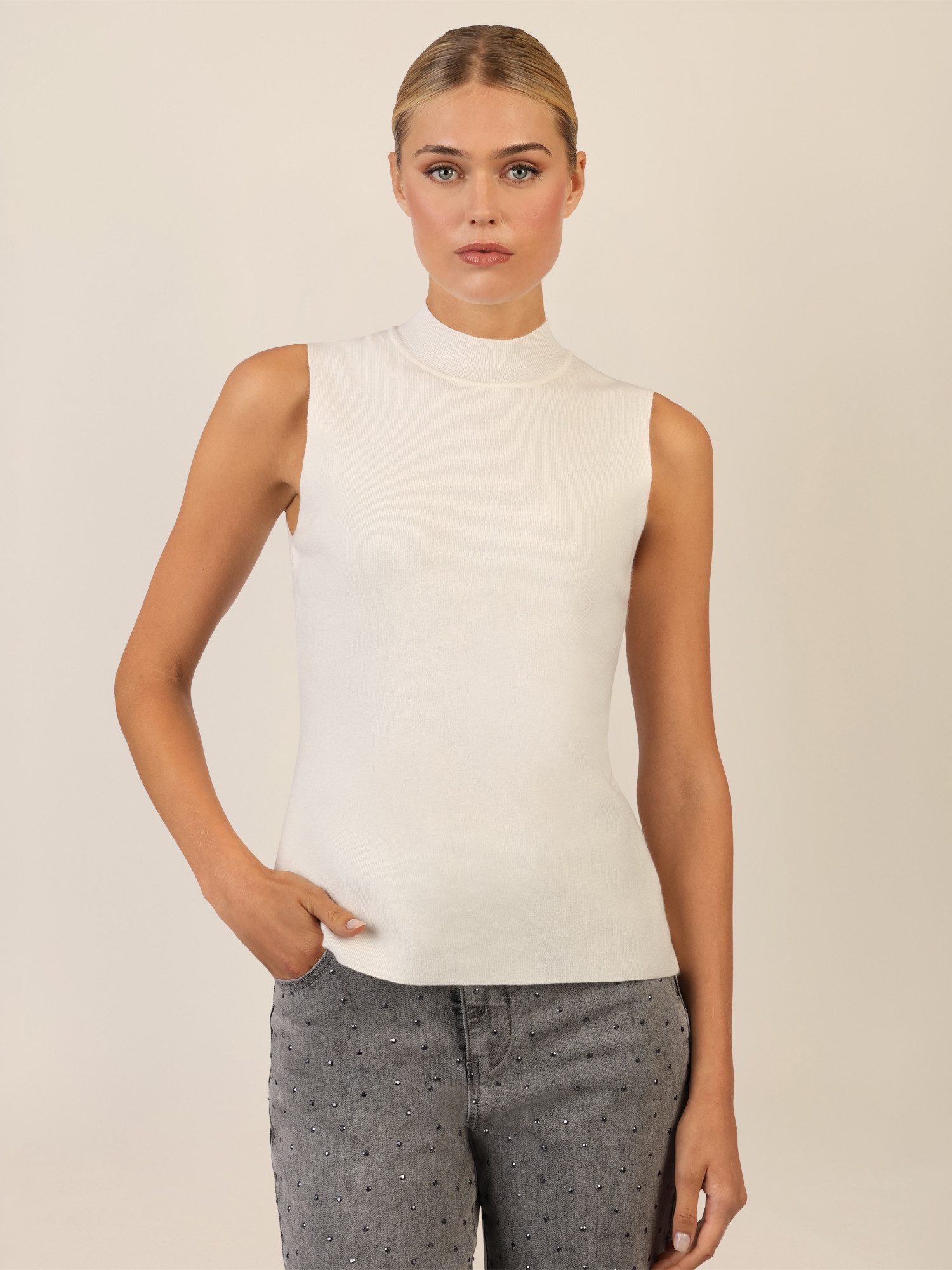 Apart Shirttop mit Stehkragen und Ärmellos-Design