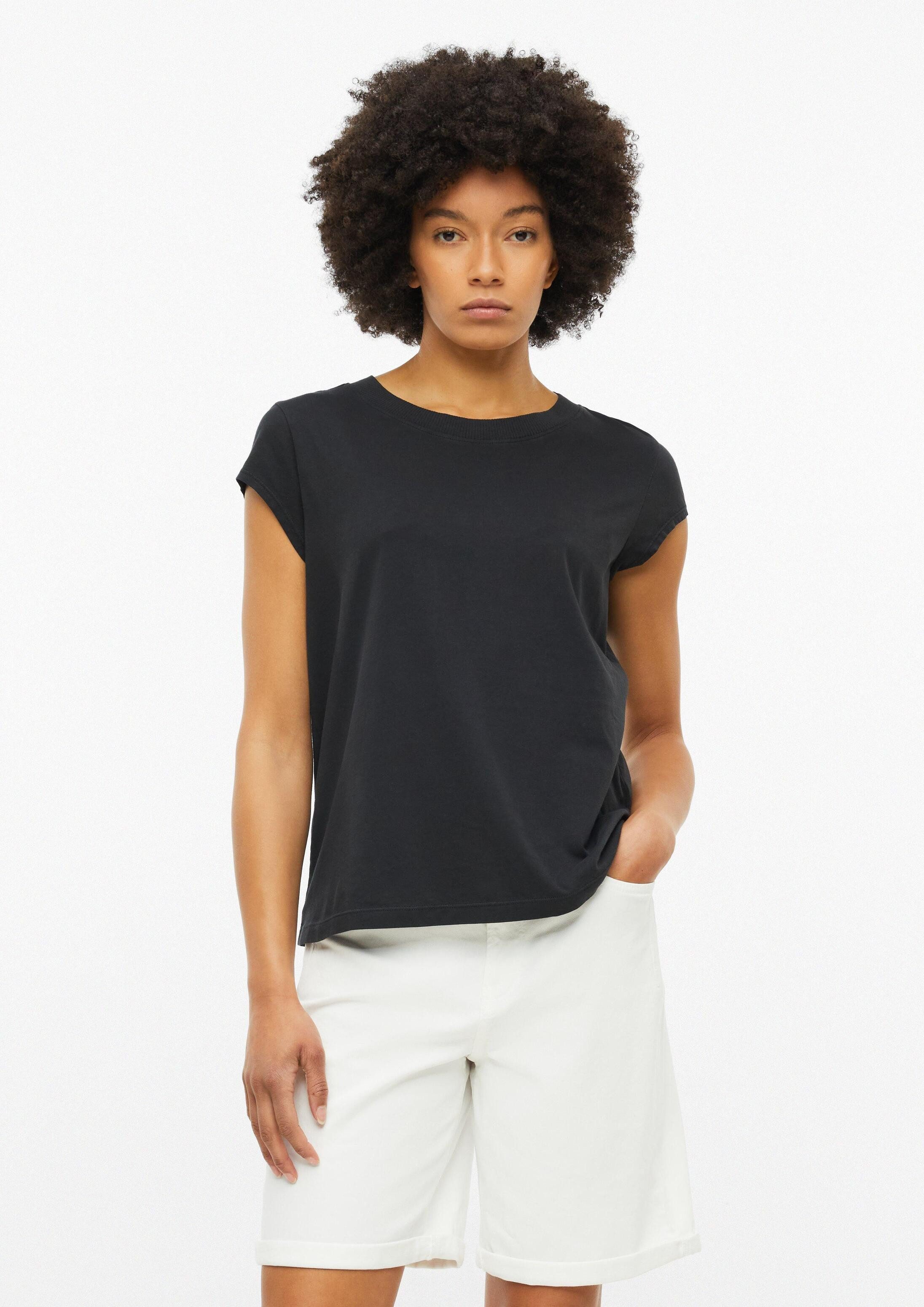 s.Oliver Kurzarmshirt T-Shirt Baumwollshirt mit Rundhalsauschnitt und Garment Dye