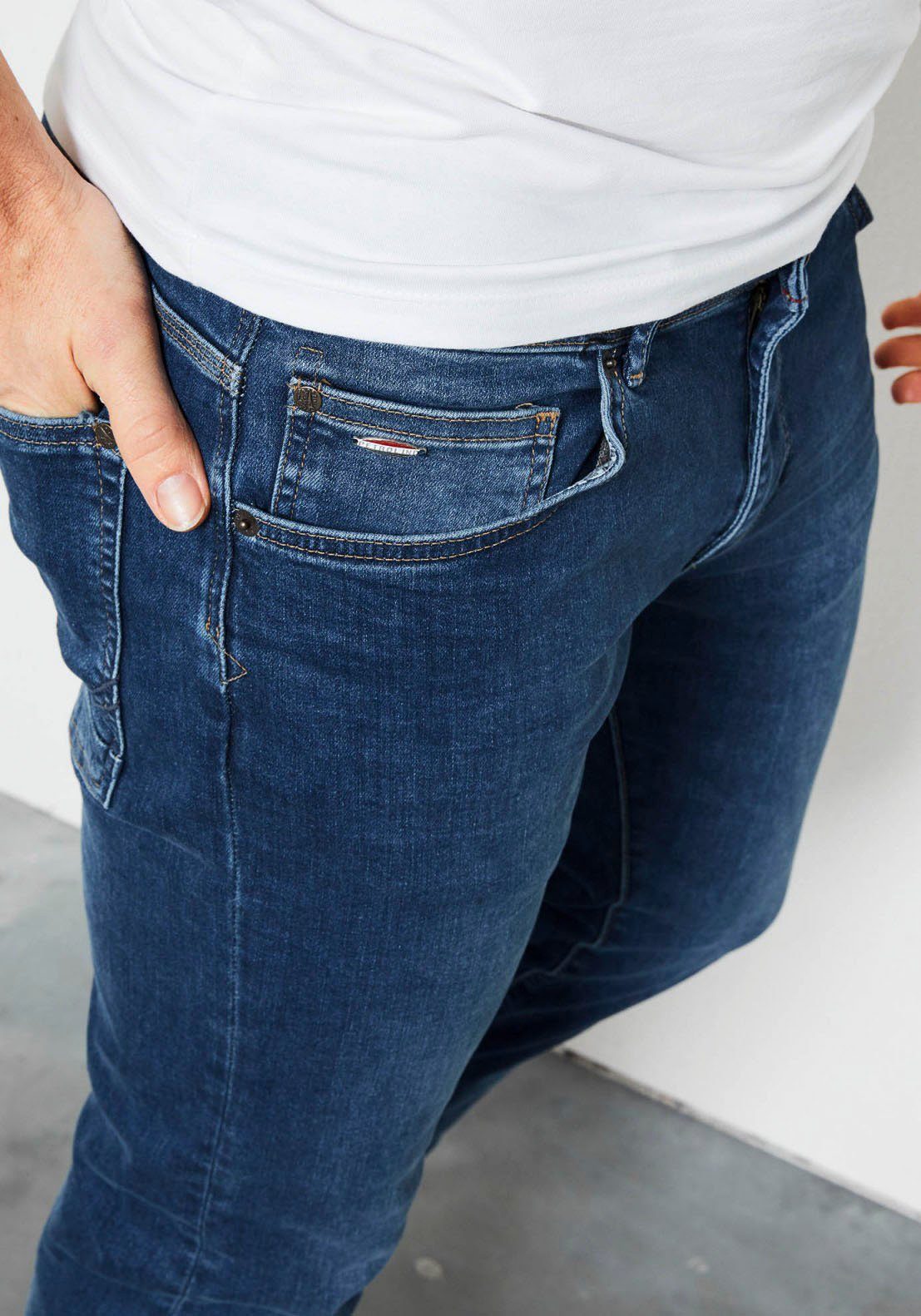 Petrol Industries Slim-fit-Jeans SEAHAM-CLASSIC mit niedriger Leibhöhe