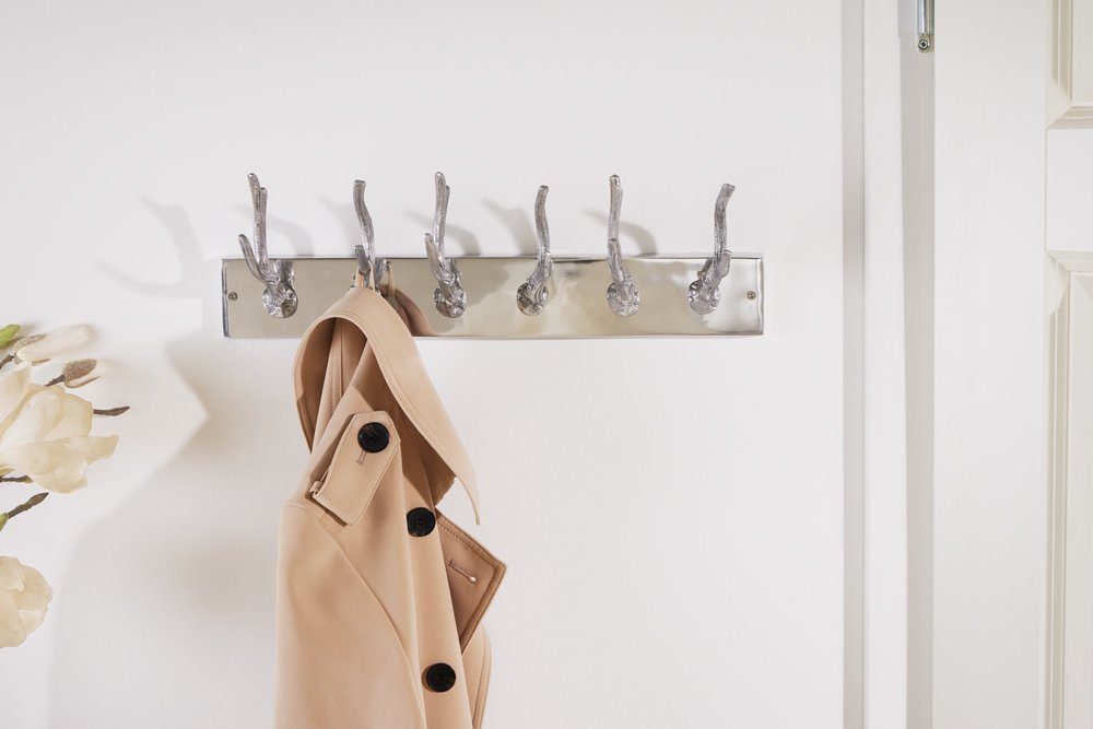 riess-ambiente Wandgarderobe DEER 50 cm silber Aluminium – Geweih-Design, 6 günstig online kaufen