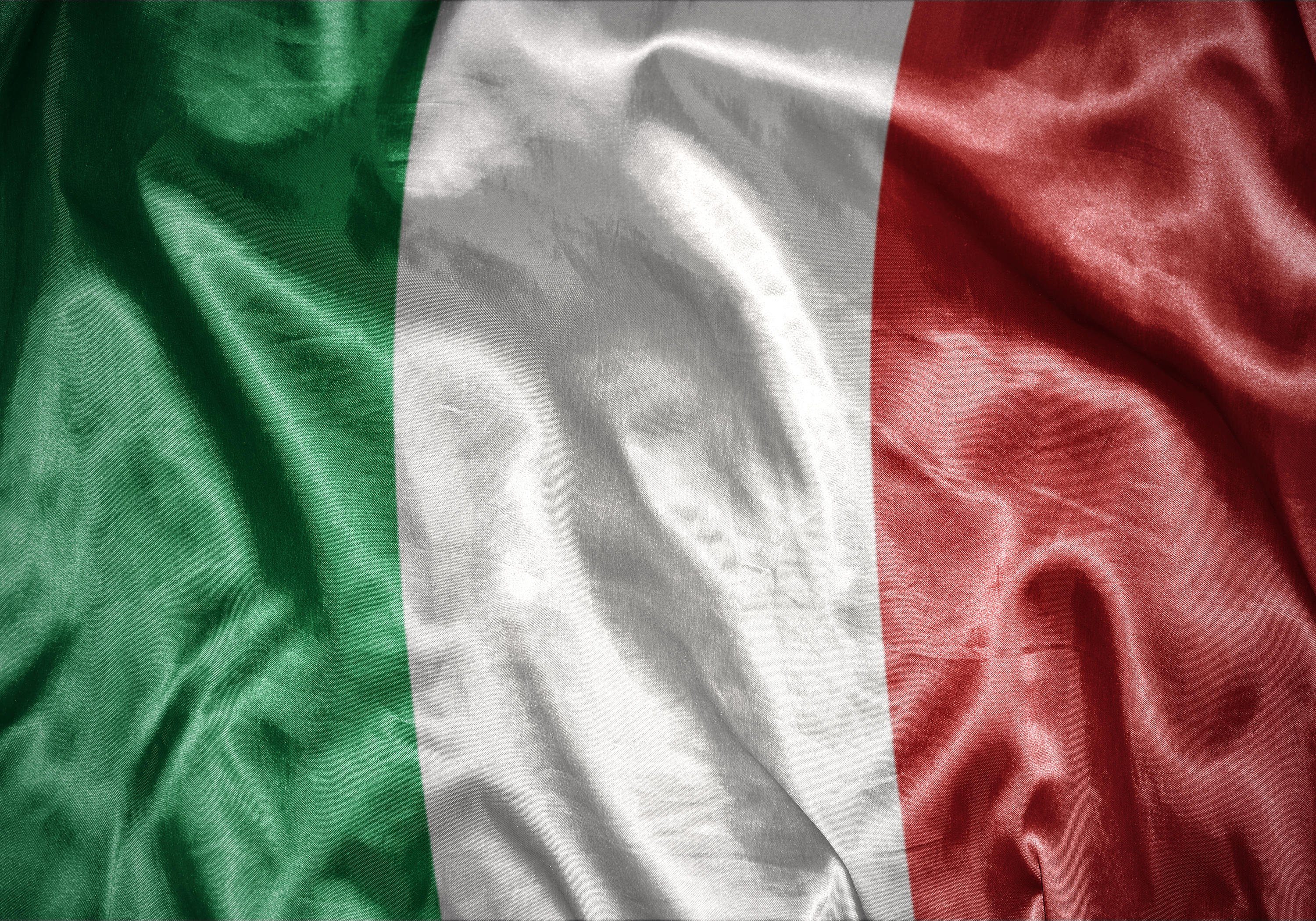 wandmotiv24 Fototapete Wehende Italienische Flagge, glatt, Wandtapete, Motivtapete, matt, Vliestapete