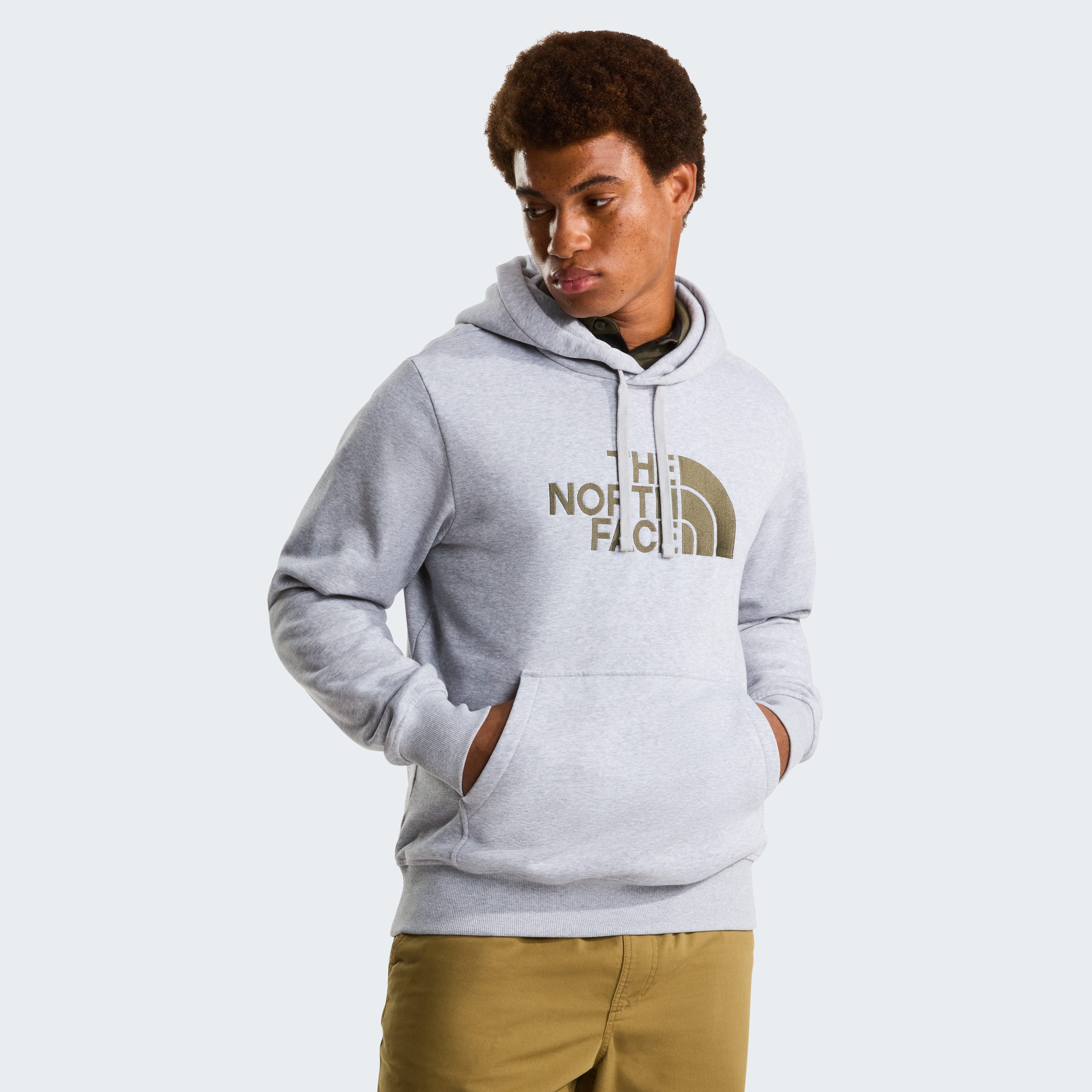 The North Face Kapuzensweatshirt M DREW PEAK REGULAR HOODIE (1-tlg) mit Kängurutasche, mit regulierbarer Kapuze, sportlicher Stil