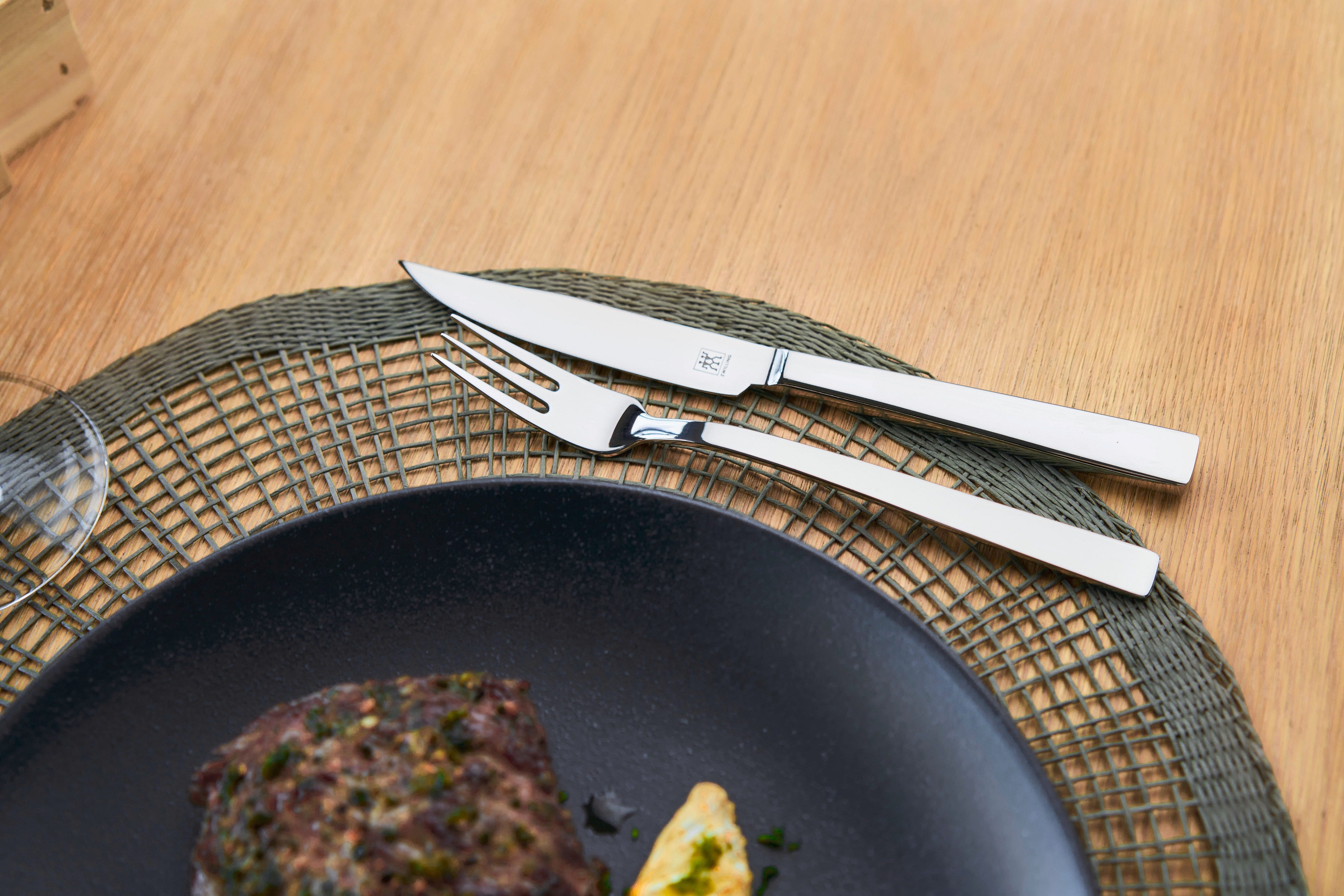 Zwilling Steakbesteck Specials (12-tlg), 6 Personen, Edelstahl 18/10, 18/10 Edelstahl, Rostfrei, Poliert, für bis zu sechs Personen – Bild 4 von 5