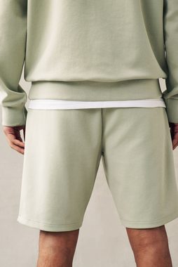 Next Sweatshorts Straight Fit Jersey-Shorts, Reißverschlusstasche (1-tlg)