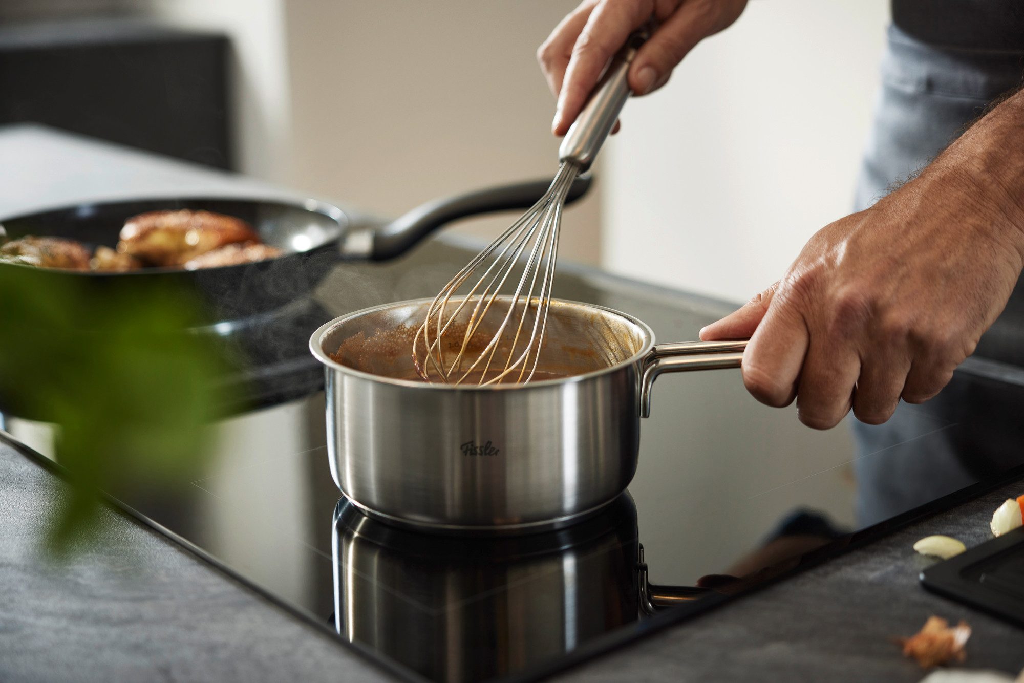 Fissler Schneebesen Essential, mit Aufhängeöse