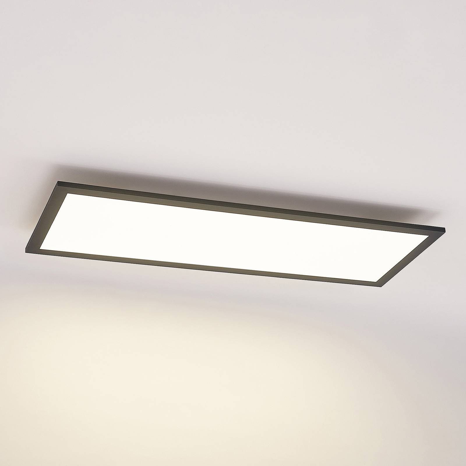 flammig, LED weiß, Lindby fest Kunststoff, Schwarz, Aluminium, 1 universalweiß, inkl. verbaut, LED-Leuchtmittel Nelios, Panel Modern,