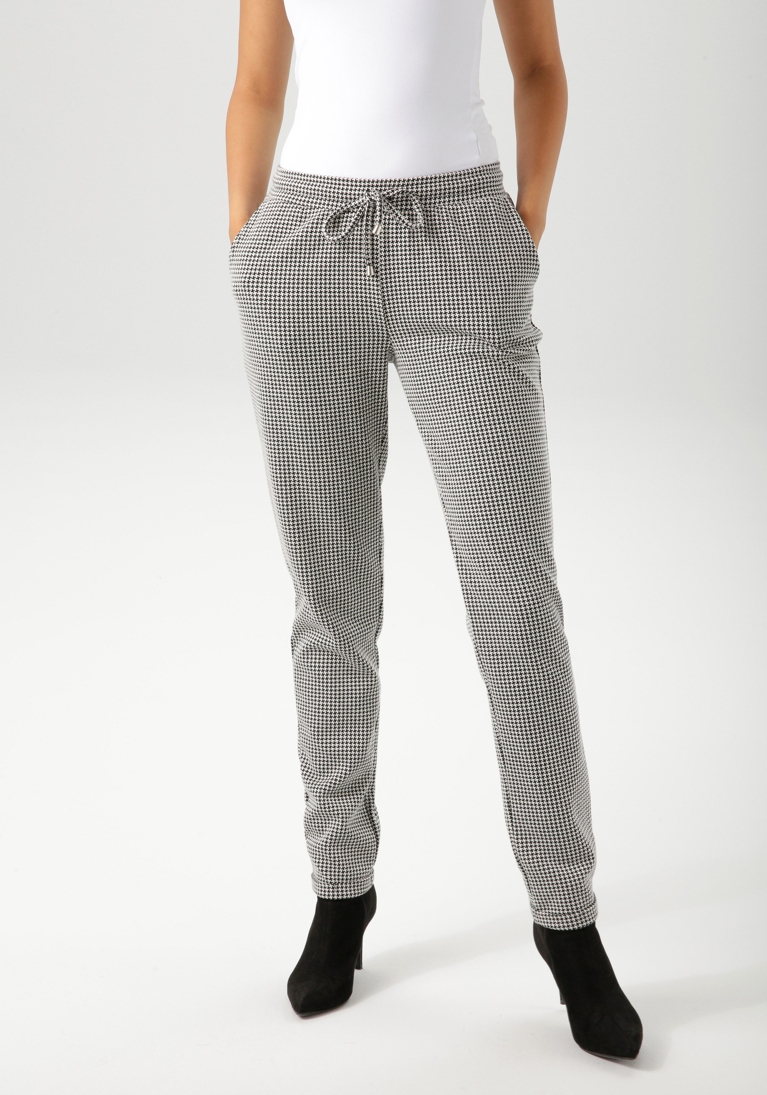Aniston CASUAL Schlupfhose mit trendigem Hahnentritt-Muster günstig online kaufen