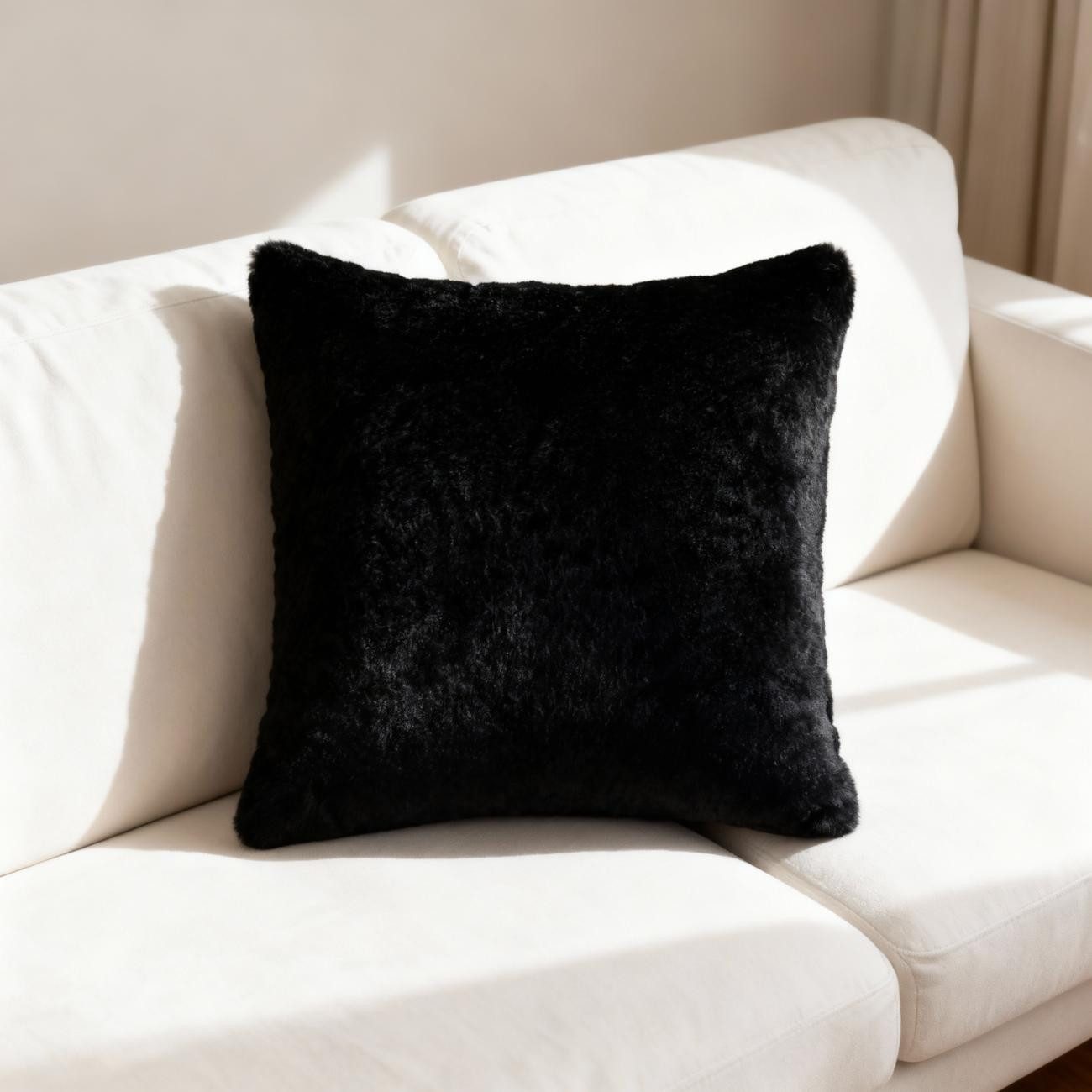 ANRO Dekokissen PLÜSCH Bär Schlicht Kunstfell Sofakissen Kuschelkissen Flauschig, sehr weich & kuschelig 40x40cm OHNE Füllung Uni-Einfarbig Schwarz – Bild 2 von 5