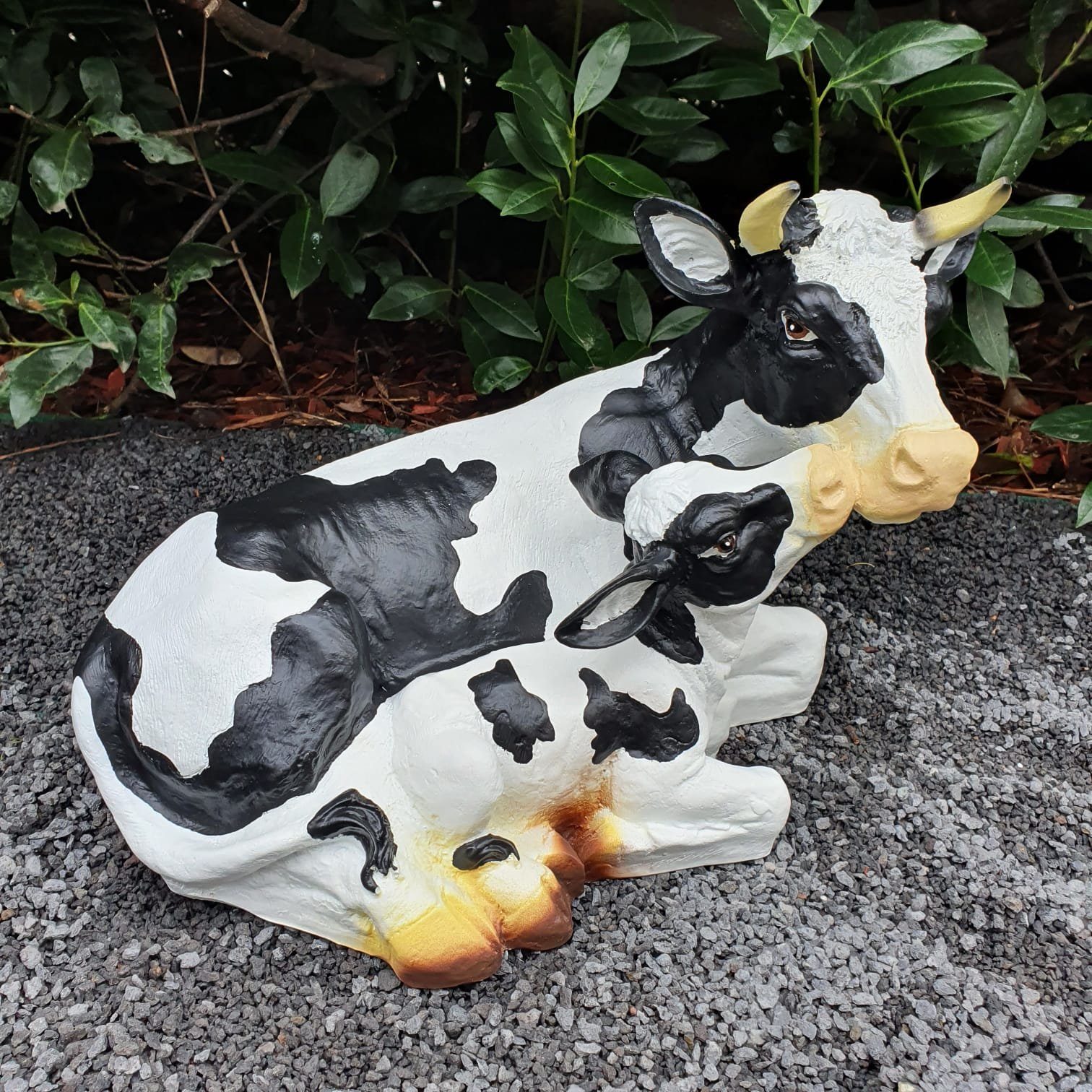 Aspinaworld Gartenfigur Kuh Figur mit Kalb 30 cm wetterfest | Figuren