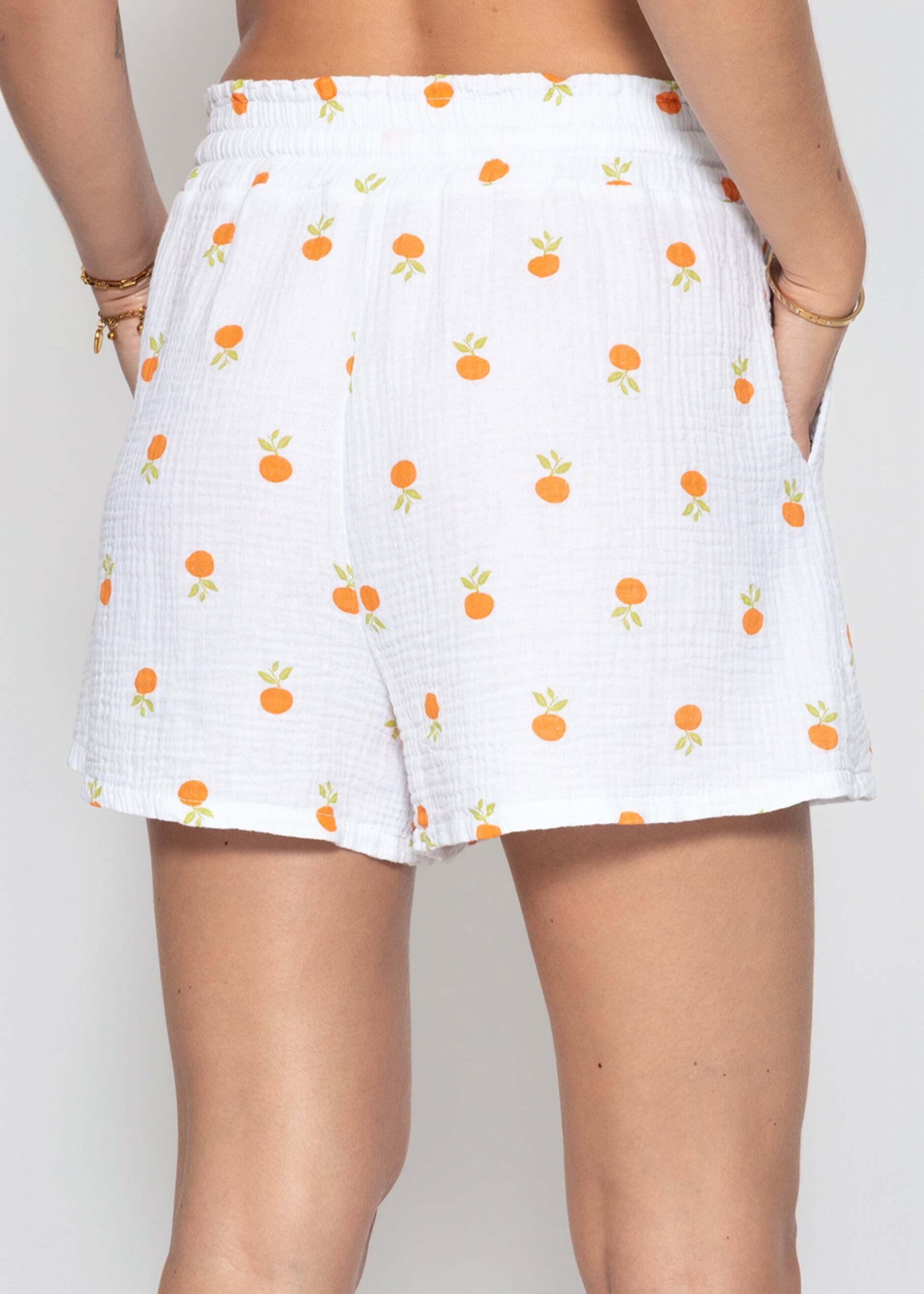 SASSYCLASSY Shorts Weite Musselin Shorts mit Orangen-Print Damen Leichte Baumwollshorts mit elastischem Bund und seitlichen Taschen – Bild 5 von 5