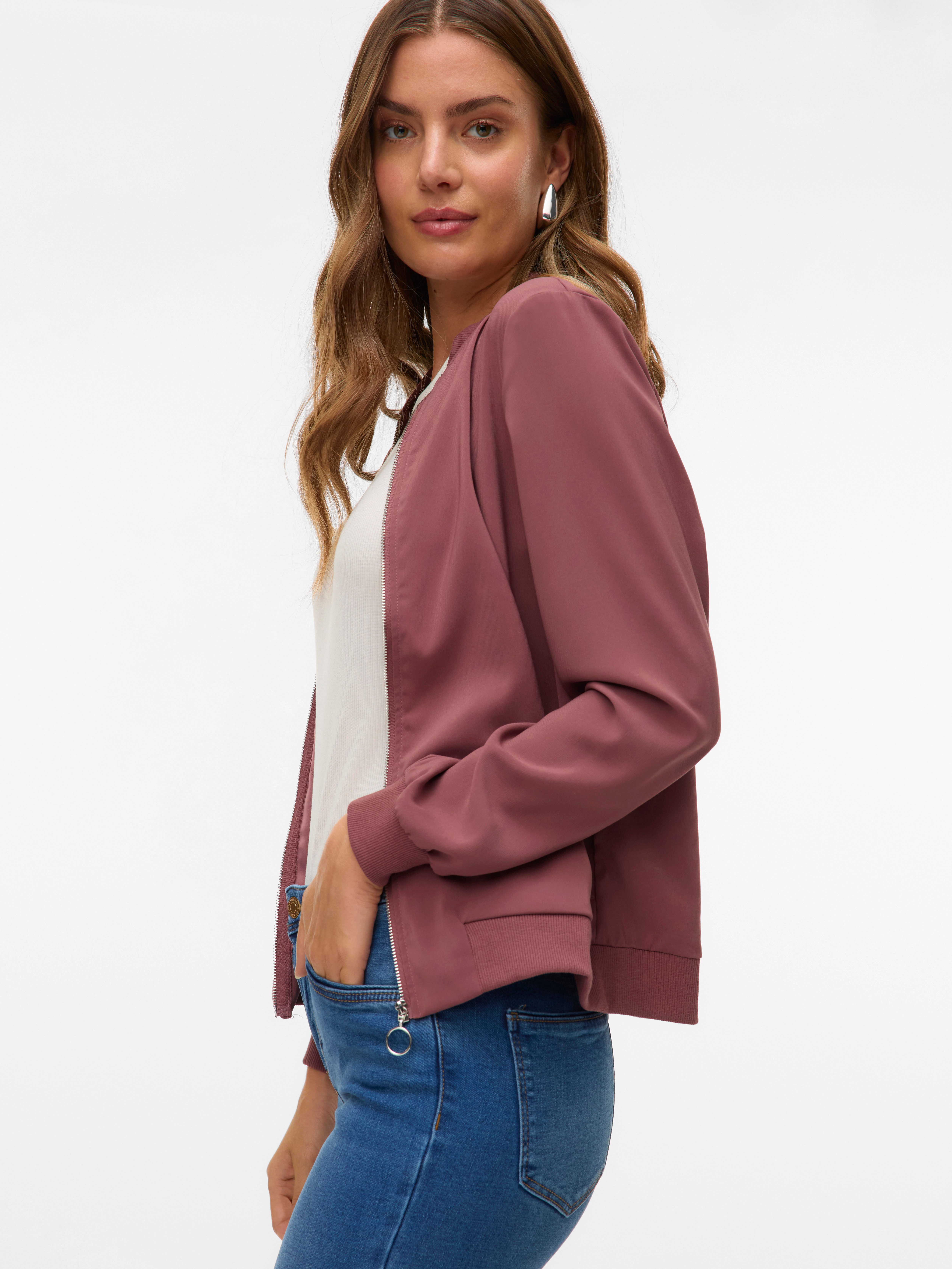 Vero Moda Bomberjacke VMCOCO L/S BOMBER NOOS in modisch kurzer Form, mit Stretch