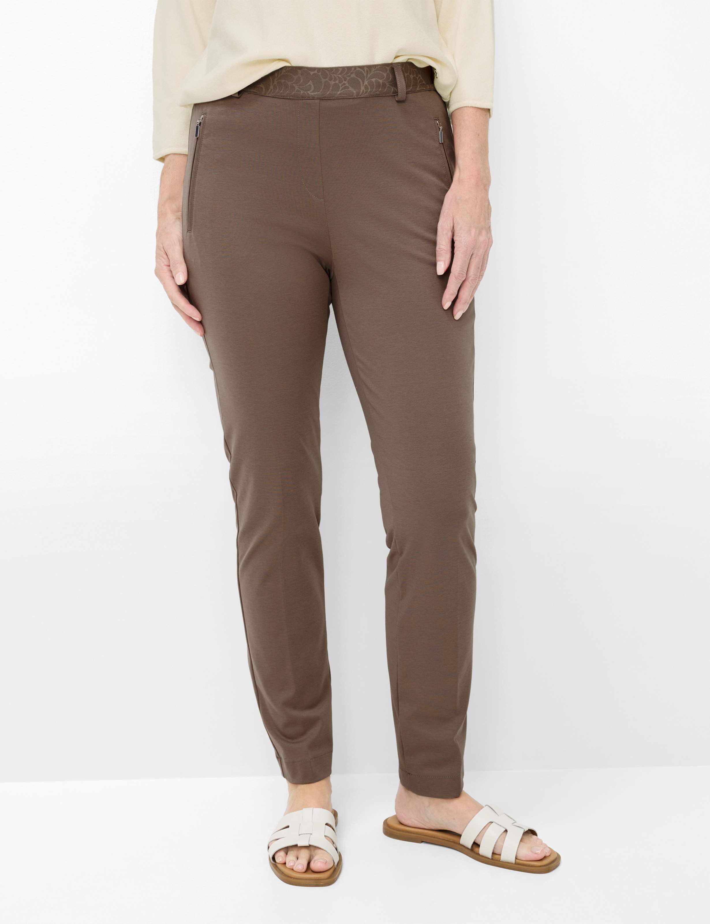 Chinohose Style DamenpulloverTH