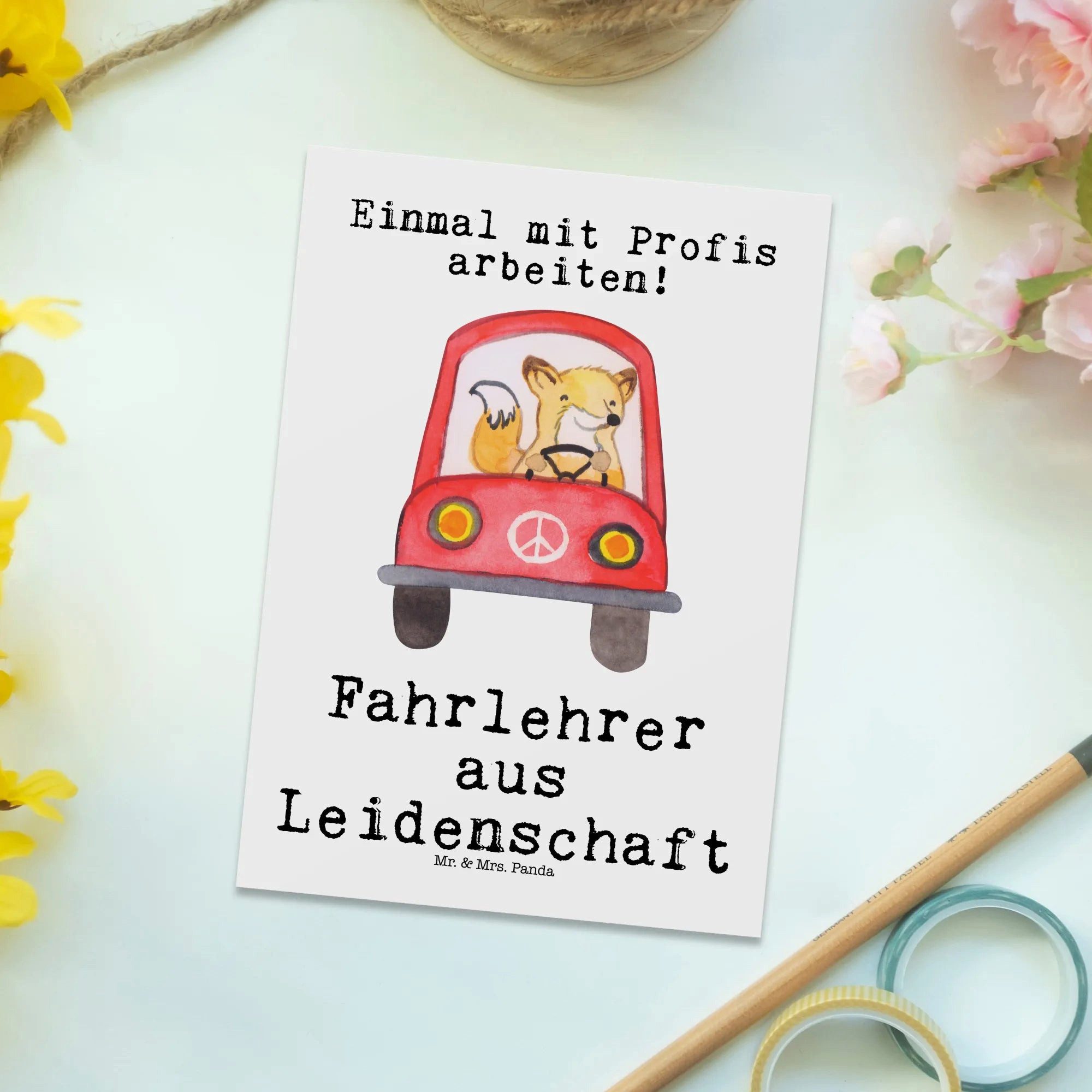 Thumbnail - Mr. & Mrs. Panda Postkarte Fahrlehrer Leidenschaft - Weiß - Geschenk, Auto fahren, Fahrprüfung, Multifunktionalität