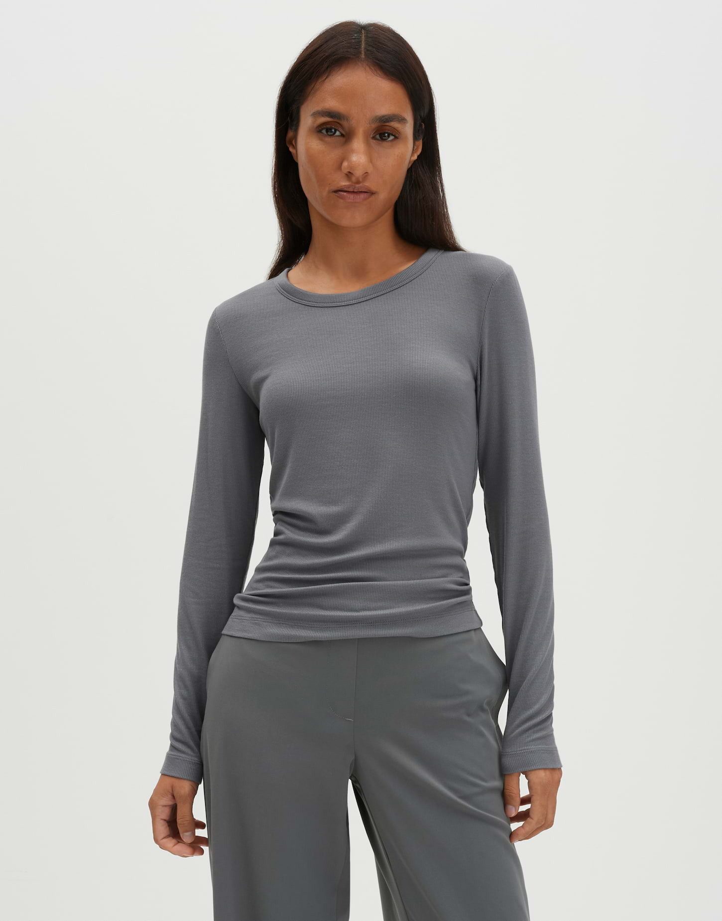 someday Longsleeve KORELL Slim mit feiner Rippstruktur figurbetont geschnitten, feine Rippstruktur, elastischer Rippbund