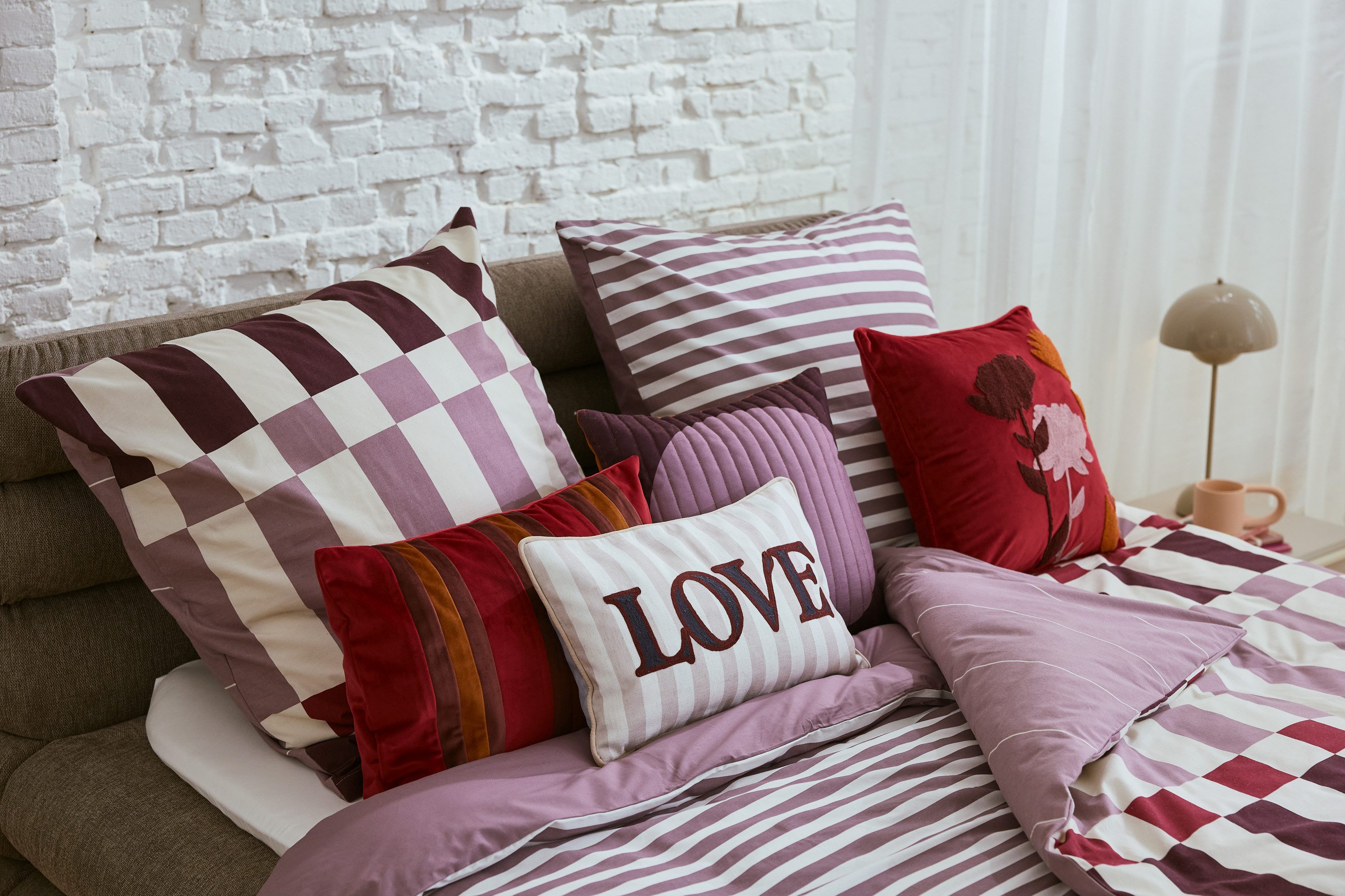TOM TAILOR HOME Dekokissen Love, mit Leinenanteil günstig online kaufen