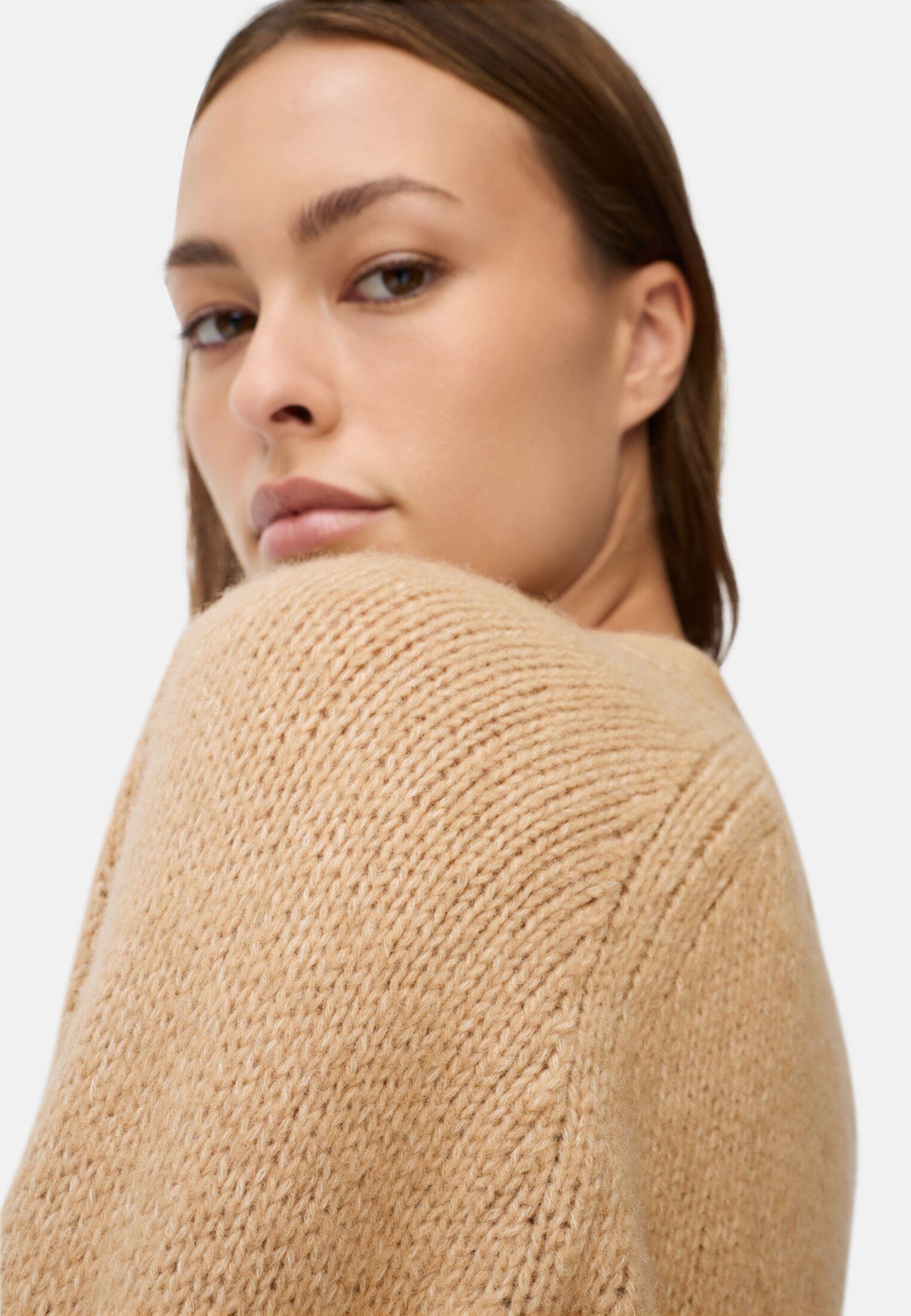 camel active Cardigan mit Raglanärmeln und Knopfverschluss Langarm Markenlabel