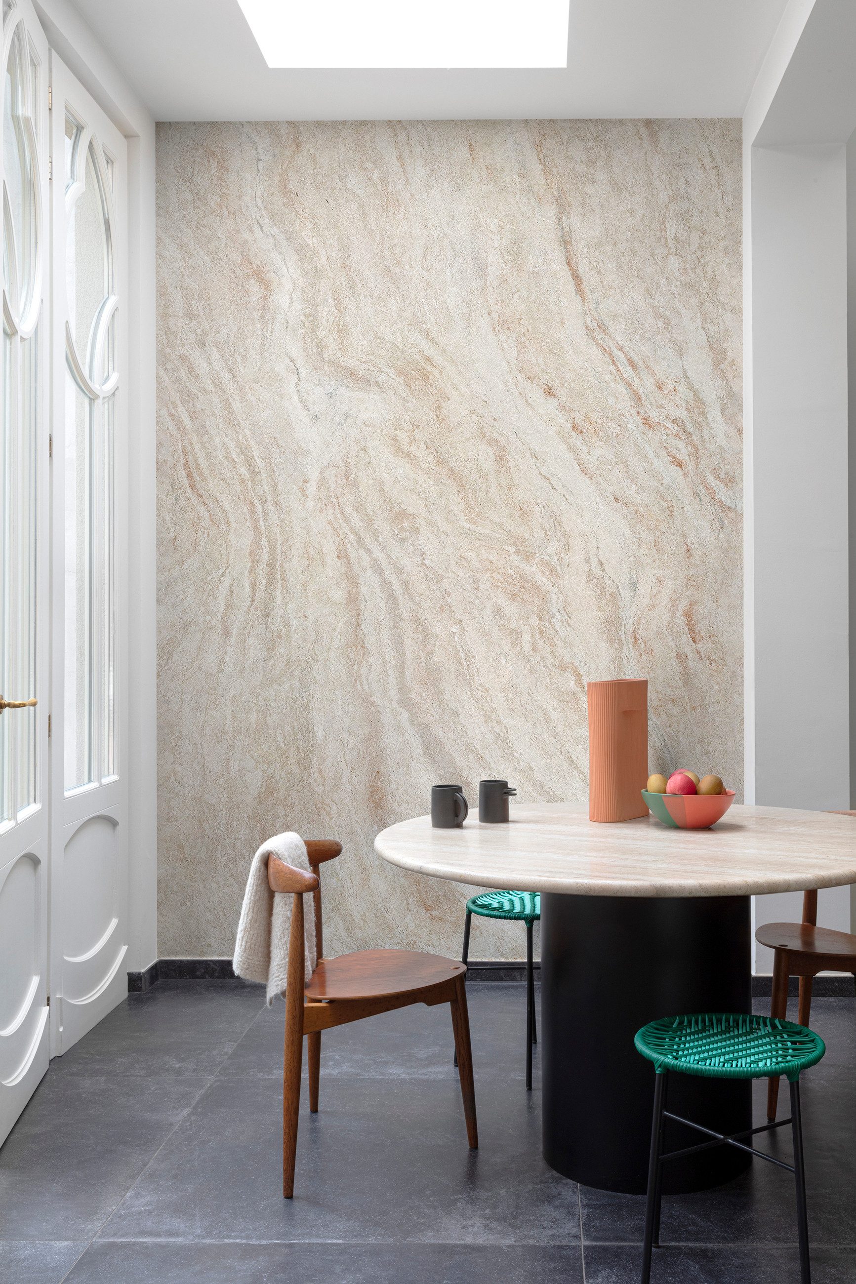 Rasch Fototapete Naturstein gemasert Beige - Roomblush Travertine RB469 - 2,80m x 2,00m, glatt, Zeitlos, Elegant, (1 Rolle, 1 St), Naturstein mit sanfter Maserung