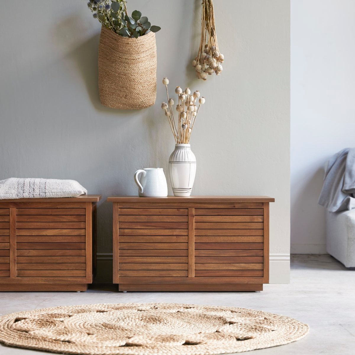 Tikamoon Kommode Truhe aus Akazienholz Loggia 80