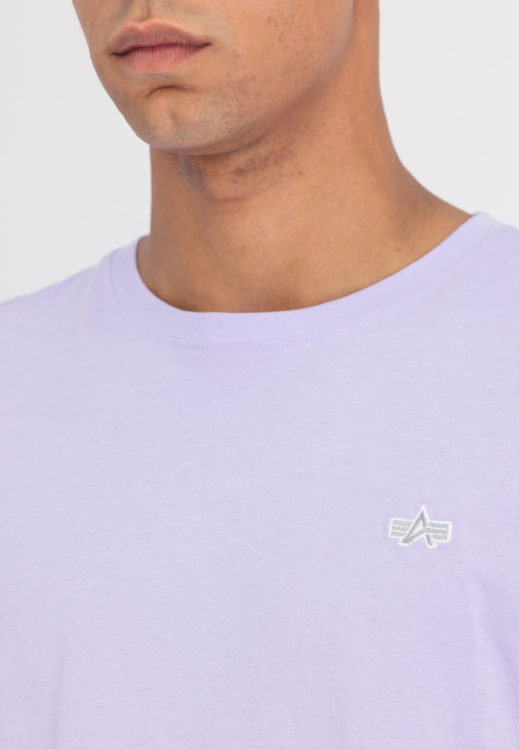 Alpha Industries T-Shirt Alpha Industries pale - violet T-Shirts EMB T-Shirt Unisex Men