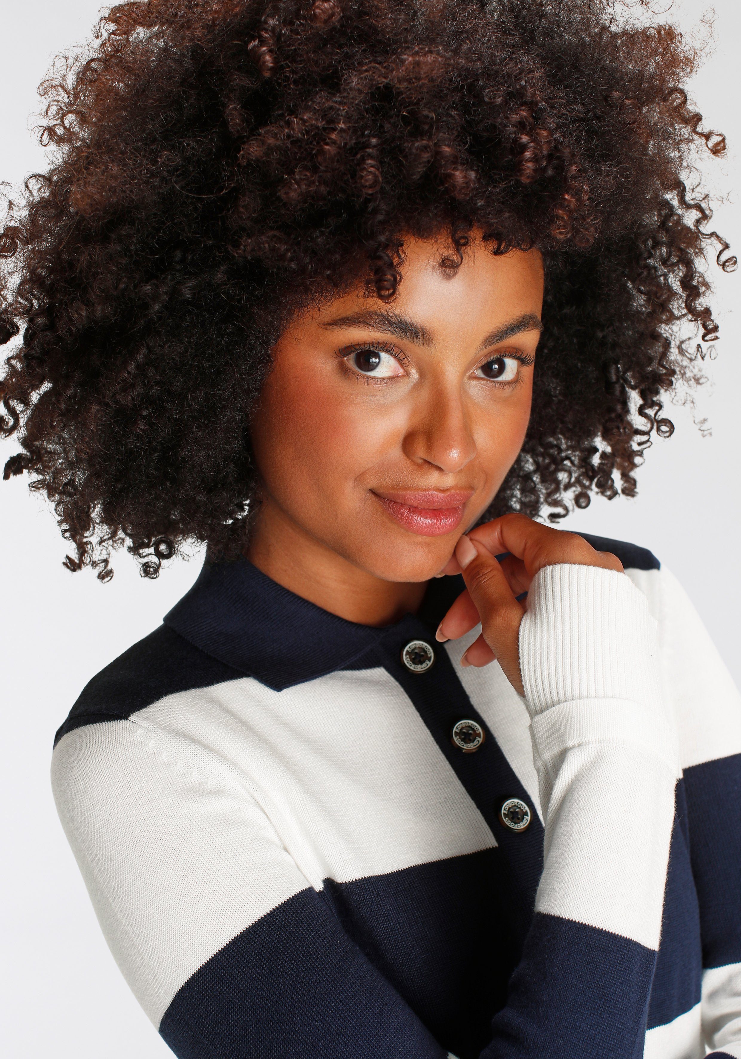 KangaROOS Polokragenpullover mit modischer Knopfleiste & maritimen Blockstreifen