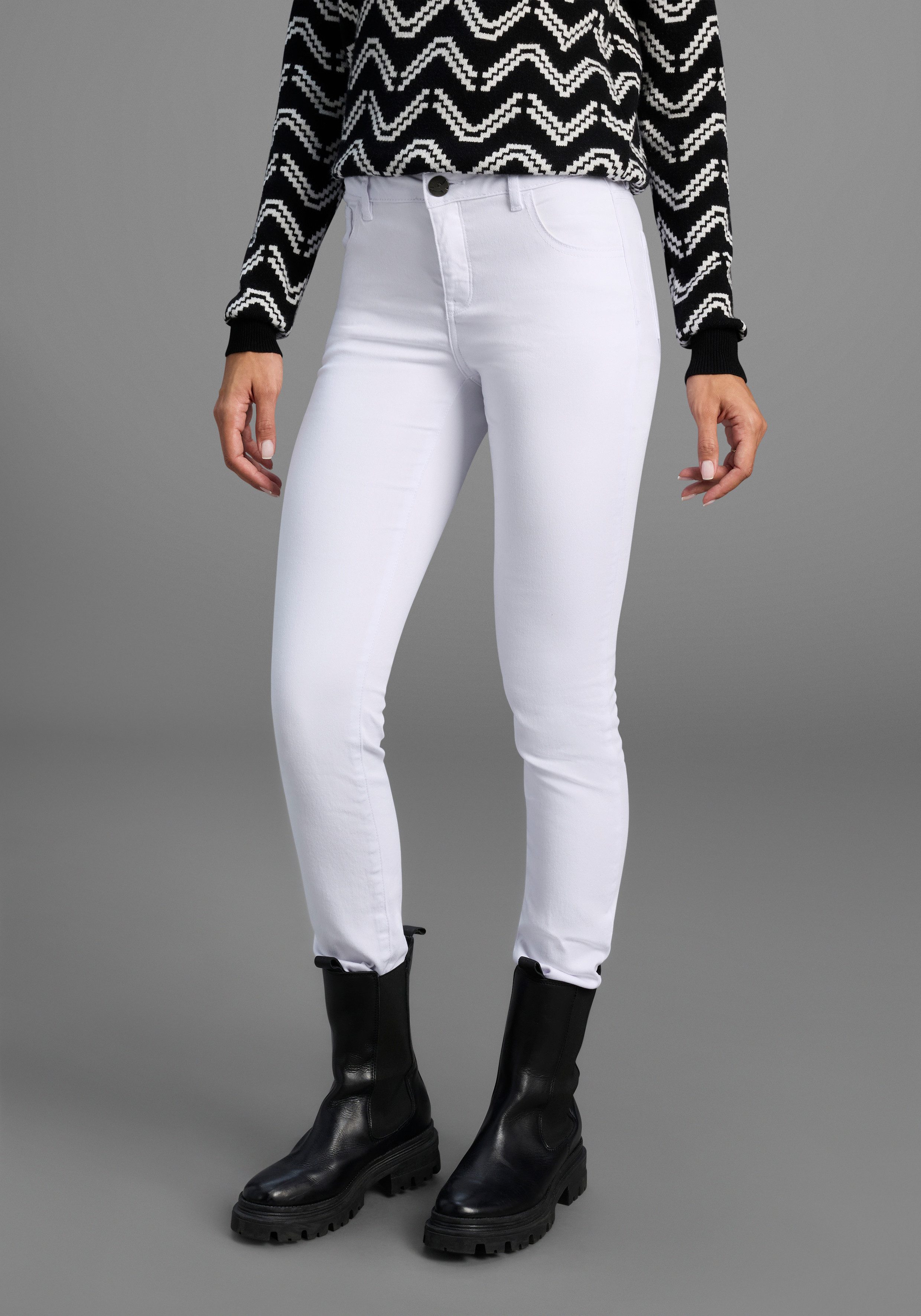 Arizona Skinny-fit-Jeans Ultra-Stretch extra-enger Beinverlauf, normale Lei günstig online kaufen