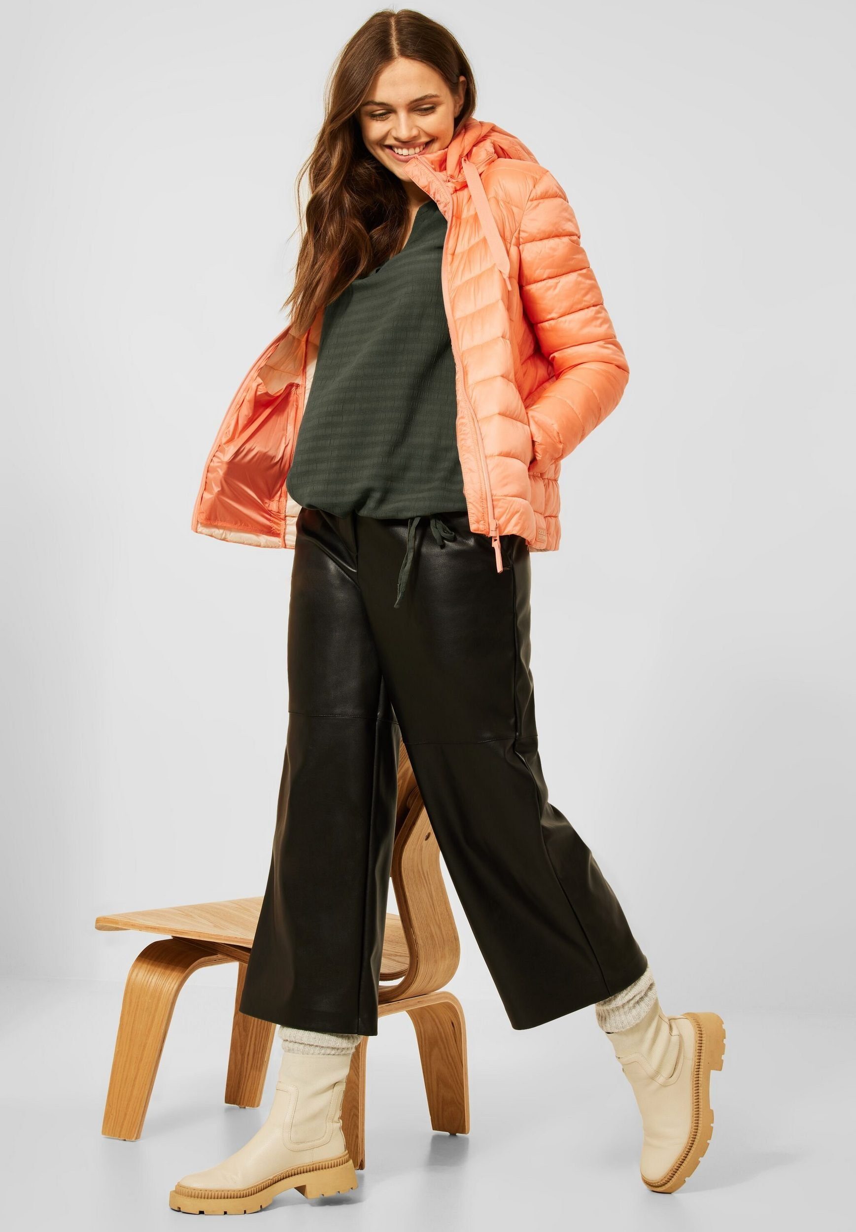 Marikoo Steppjacke Luci Kapuze Damen großer modische mit coral Übergangsjacke