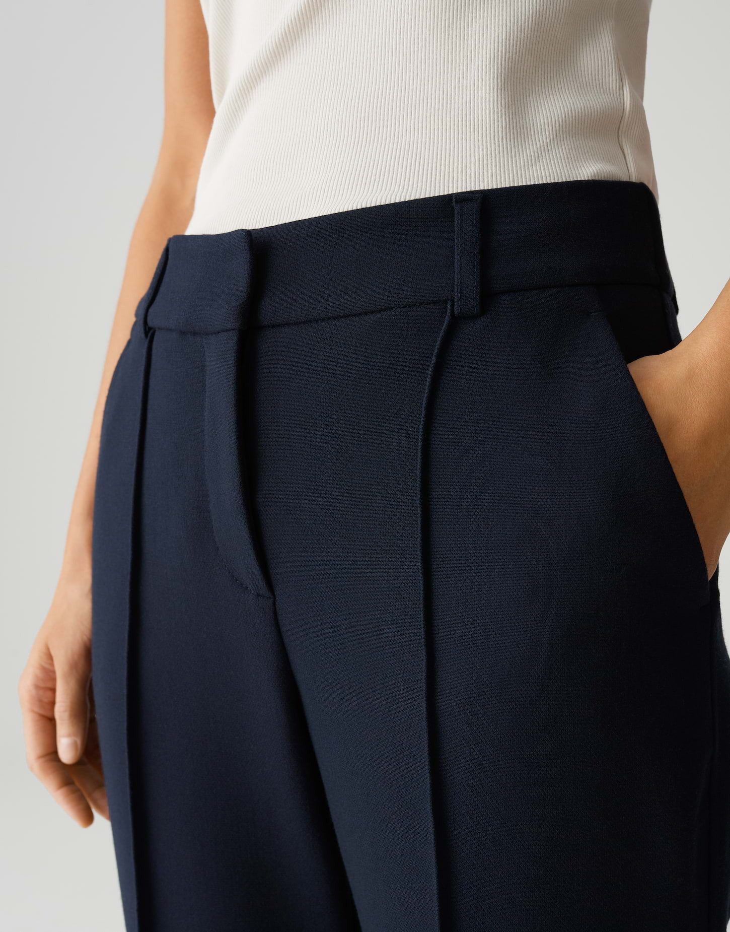 OPUS PANTS Stoffhose LUANE aus Baumwollmix Ankle, französische Taschen, Gummibund hinten – Bild 4 von 5
