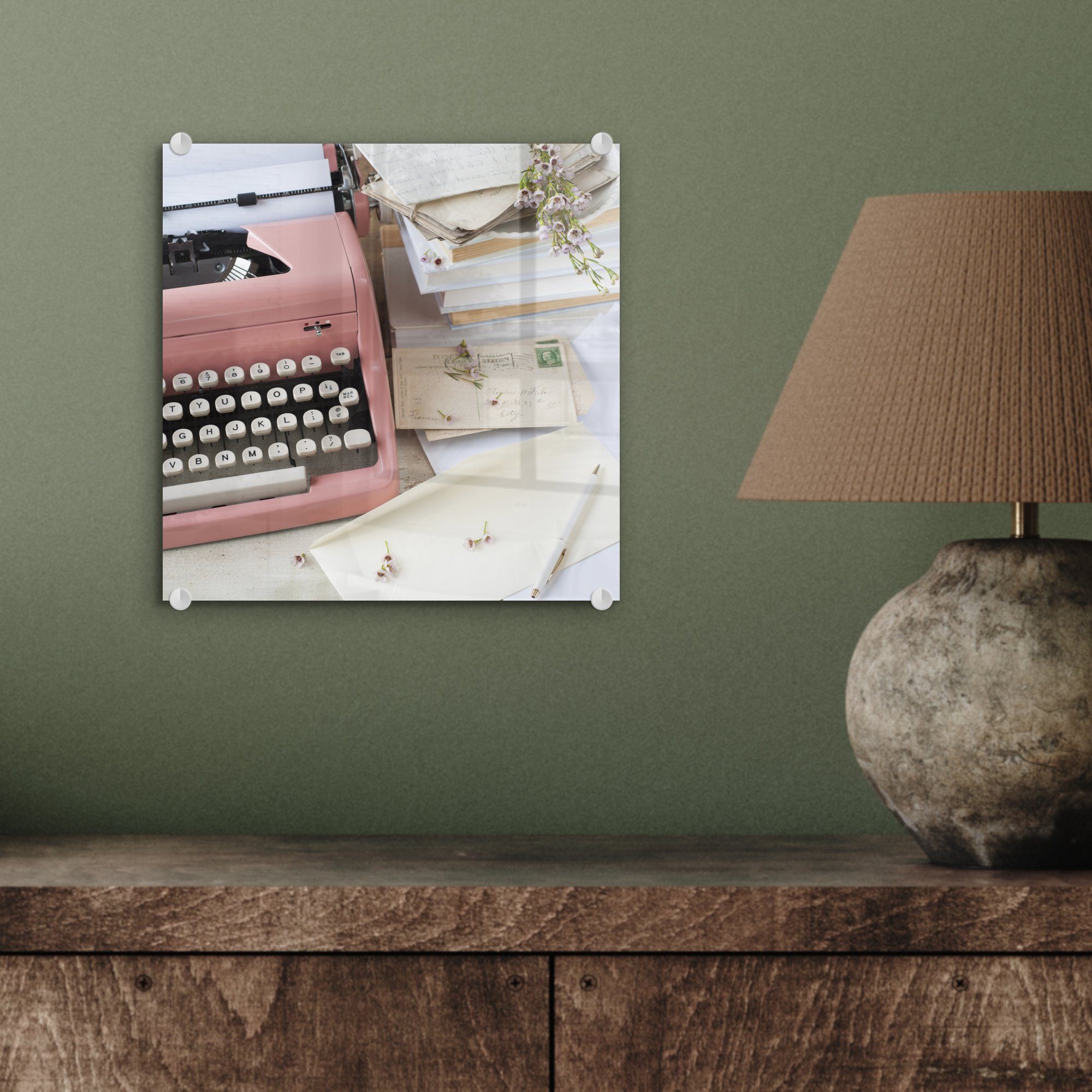 mit auf - Glasbilder Briefe Acrylglasbild (1 Bilder - rosa Glas auf St), einer Wandbild MuchoWow Wanddekoration - Schreibmaschine, Foto Glas