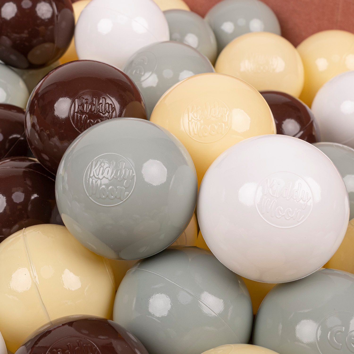 KiddyMoon Bällebad-Bälle ZK7 (Baby Plastikbälle Spielbälle, 50-St), Made in Europe