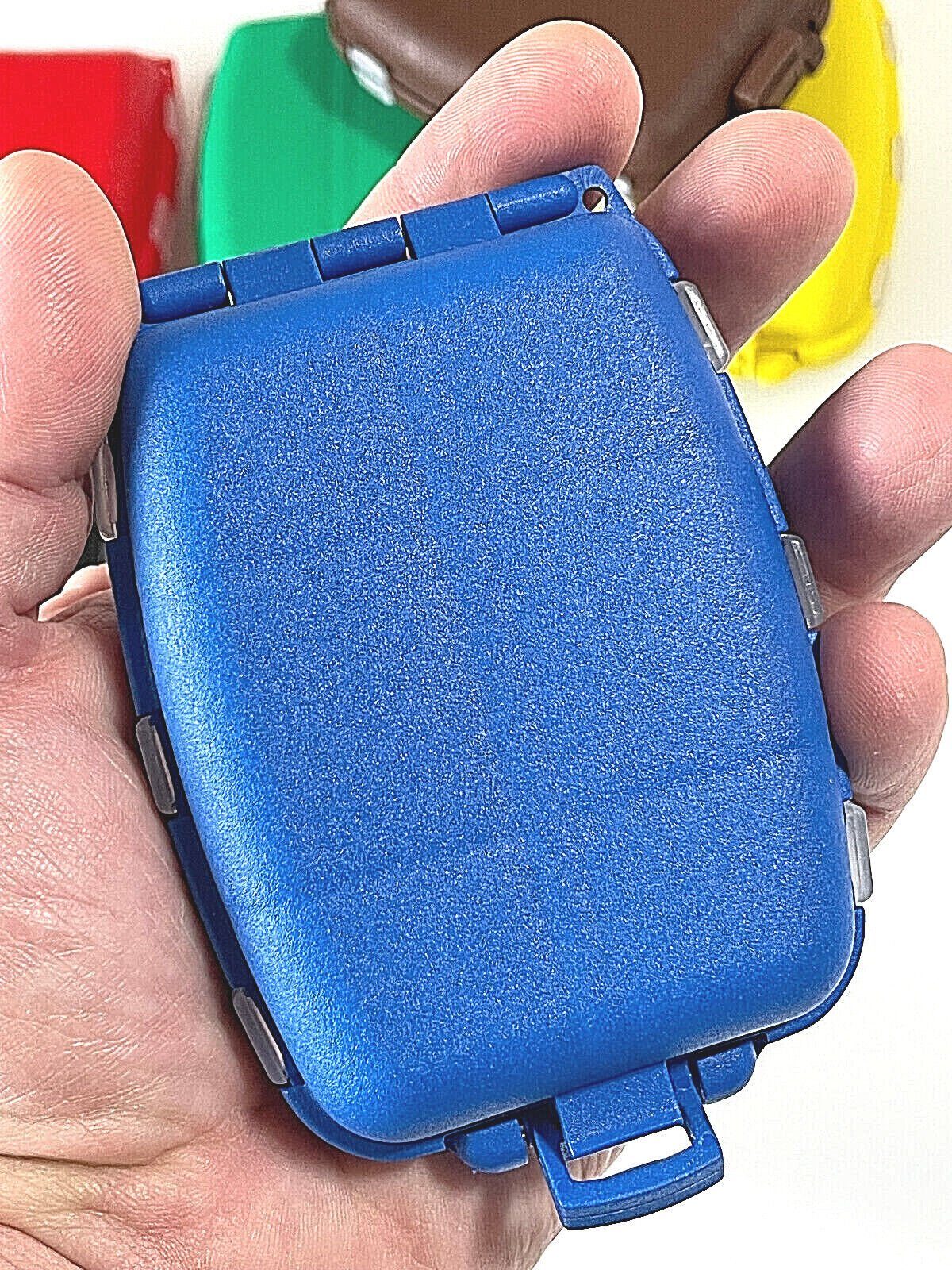 Anplast Angelkoffer Tackle Box S Gelb Zubehörbox mit 12 lose Haken Magnet Wirbel Kammerbehälter