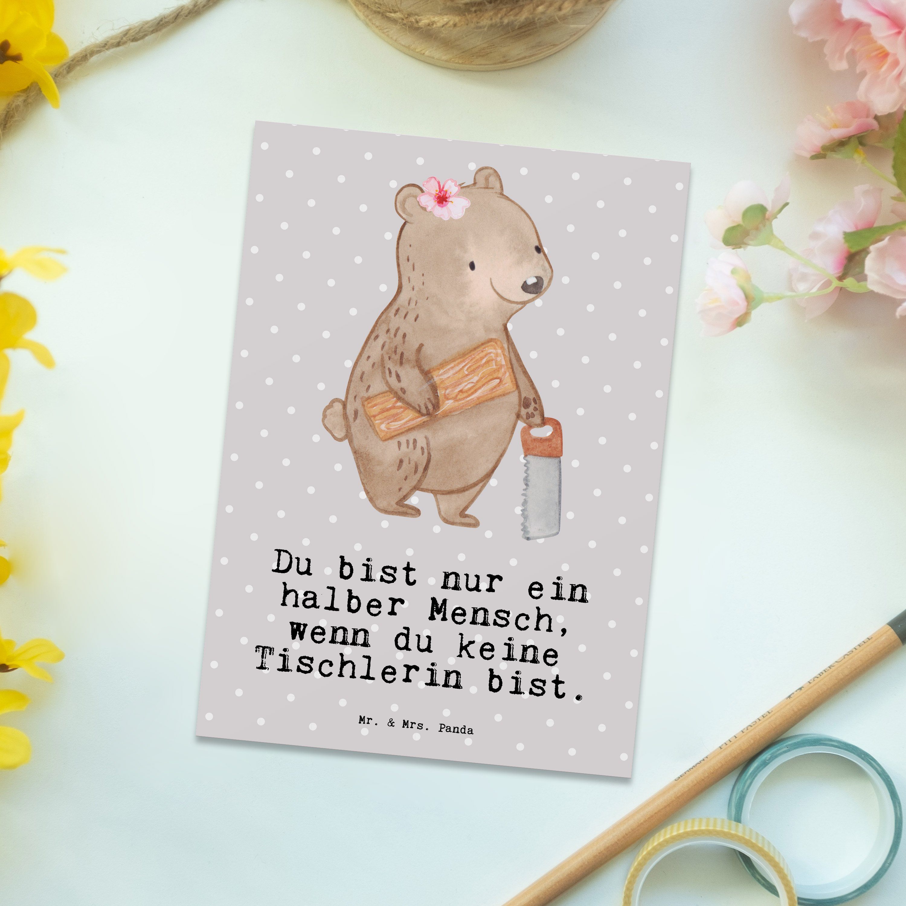 Geschenk, Mr. Geschenkkarte, - - mit Postkarte Mrs. Panda Tischlerin Grau Karte & Herz Pastell