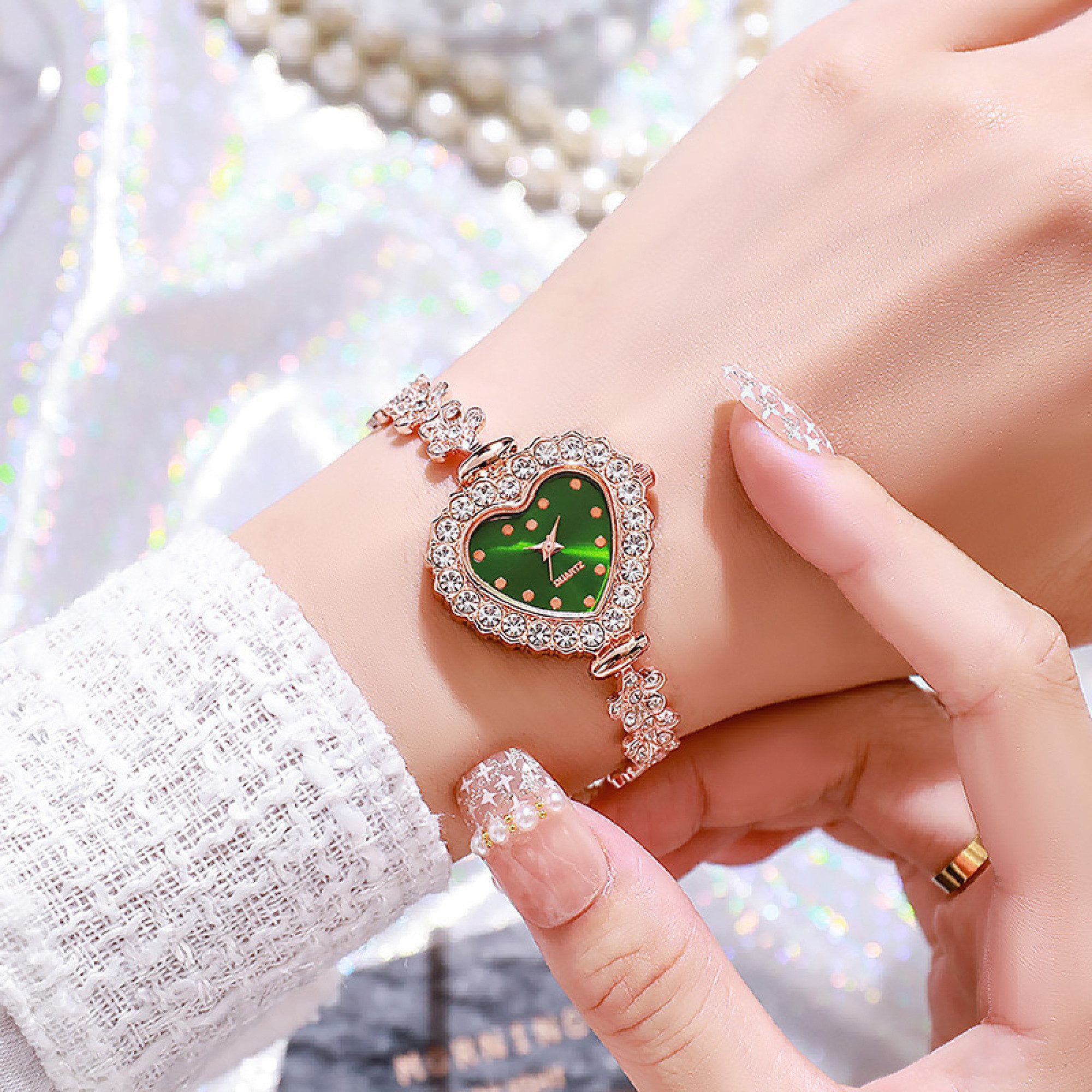 YRIIOMO Quarzuhr Elegante Damenarmbanduhr mit Herz günstig online kaufen