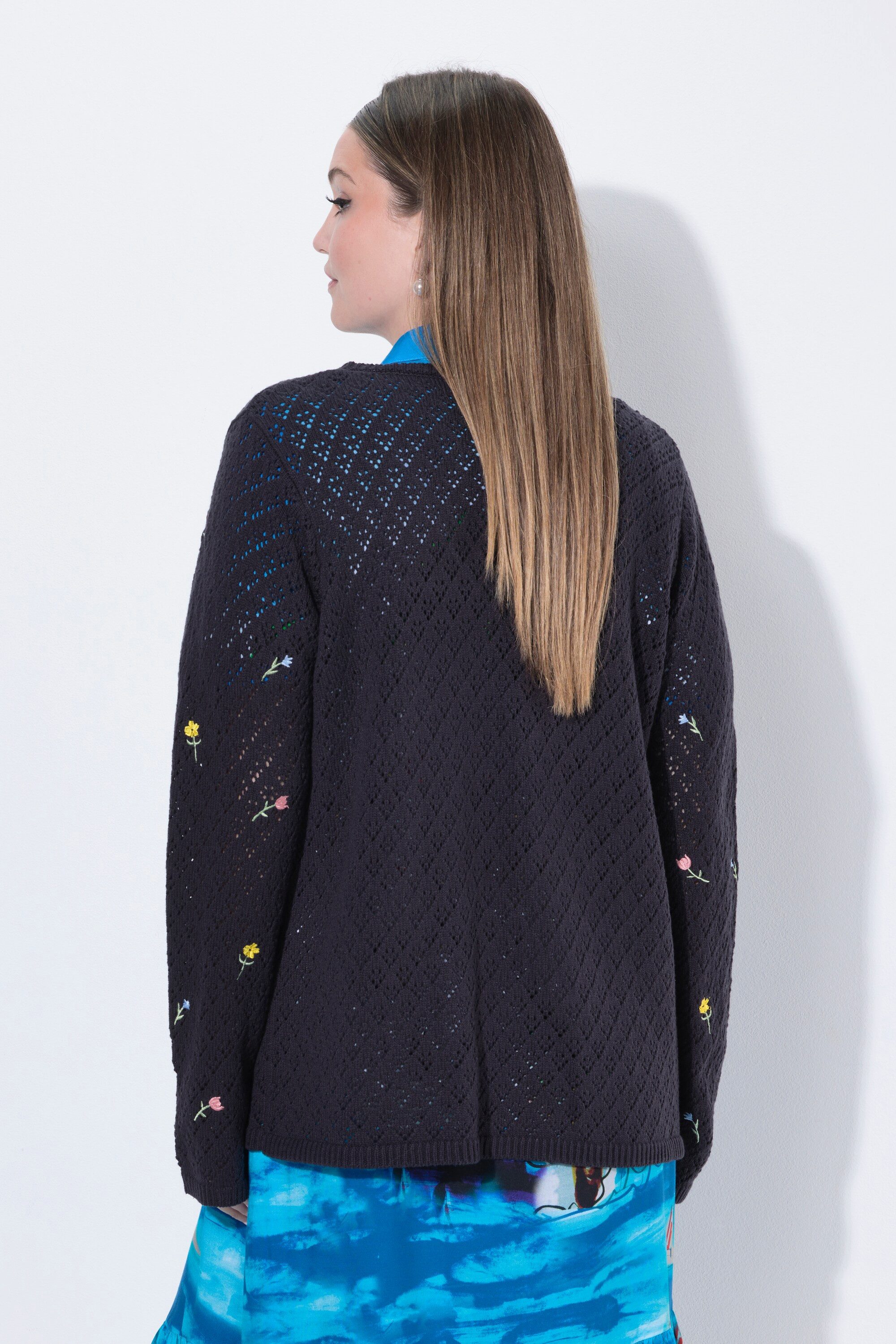 Ulla Popken Strickjacke Strickjacke Stickblüten V-Ausschnitt Langarm