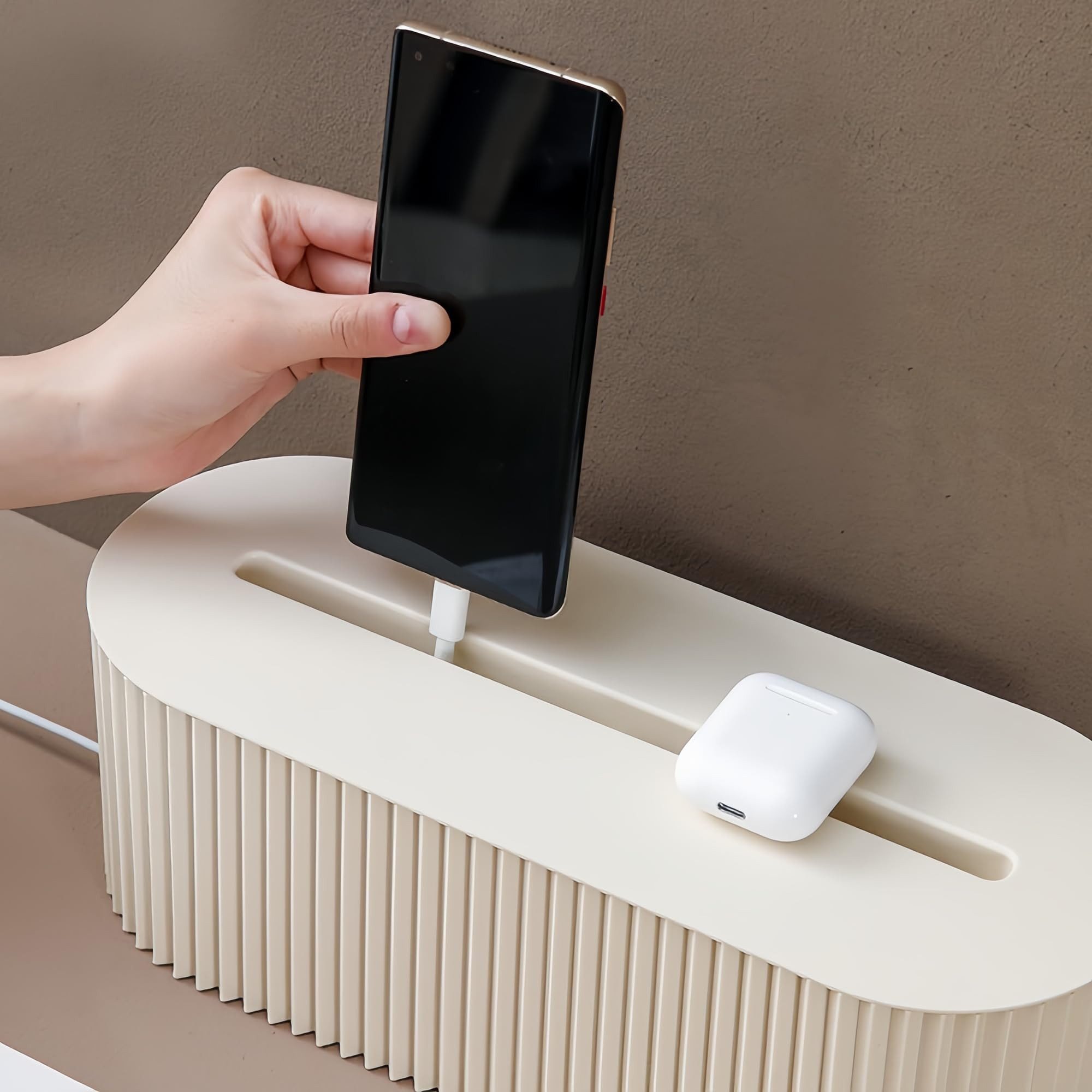 SURFOU Kabelbox Kabel Organizer Box Kabelmanagement Kabel Verstecken Steckdosenbox, (Kabel Management Box, Cord Hider für Steckdosenleisten, Ladegeräten und Kabeln, 33x13x12cm, für Zuhause, Büro, Schreibtisch Speicherlösung, 1-tlg., Cord Hider, Kann als Handyständer, iPad-Ständer verwendet werden), Kunststoff Organizer Steckdosenleisten-Organizer,Einfach zu verwenden