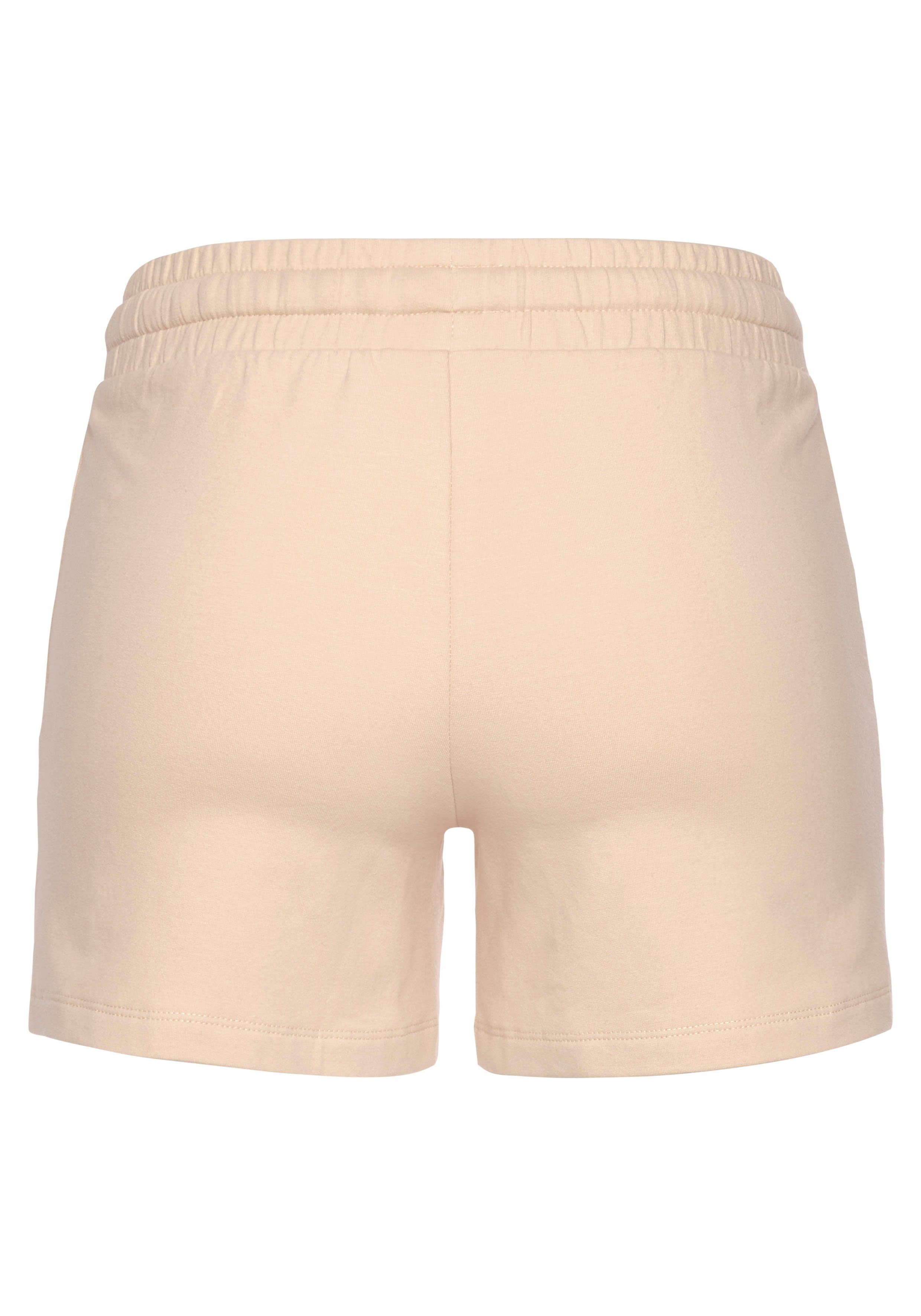 Bench. Loungewear Relaxshorts mit aufgesetzten Taschen, Loungeanzug