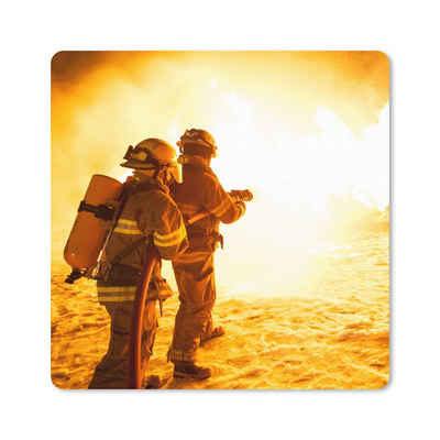 MuchoWow Gaming Mauspad Feuerwehrleute bei der Übung (1-St), Gaming, Rutschfester Unterseite, Mausunterlage, 80x80 cm, XXL, Großes