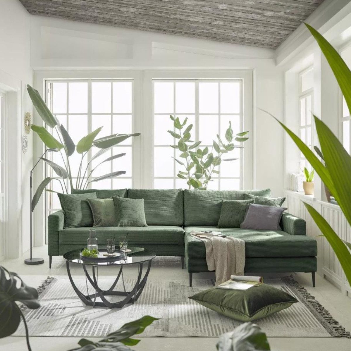 Liadomo Ecksofa Hilary, Cordbezug, verschiedene Farben, günstig online kaufen