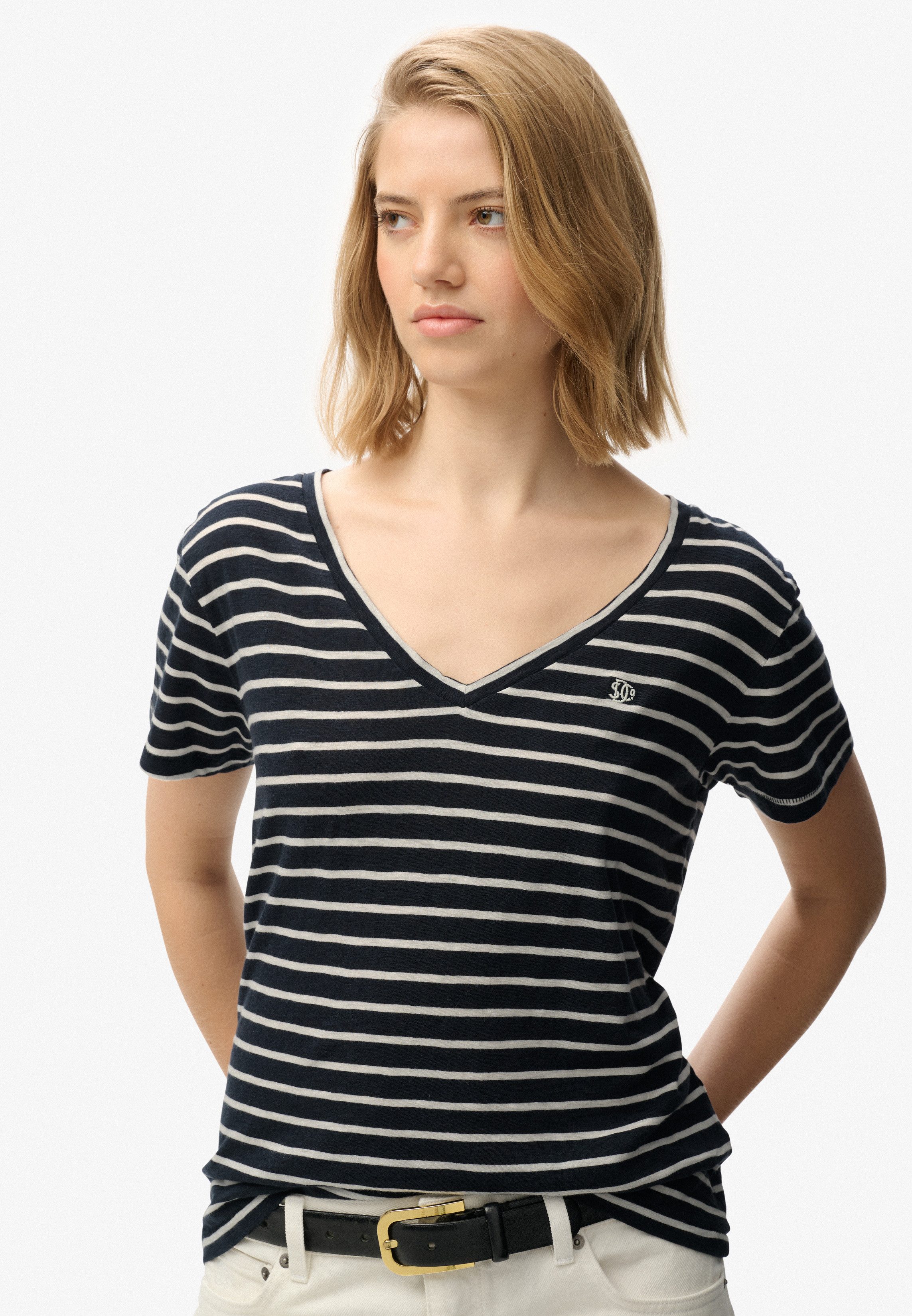 Superdry T-Shirt STUDIOS SLUB EMB VEE TEE Baumwollmischung, relaxed fit