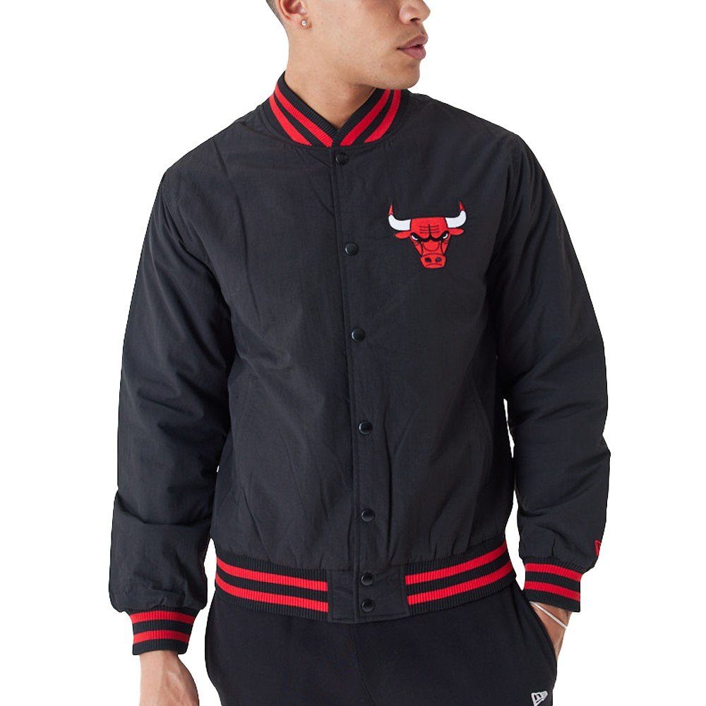 New Era Bomberjacke College BACKPRINT Chicago Bulls