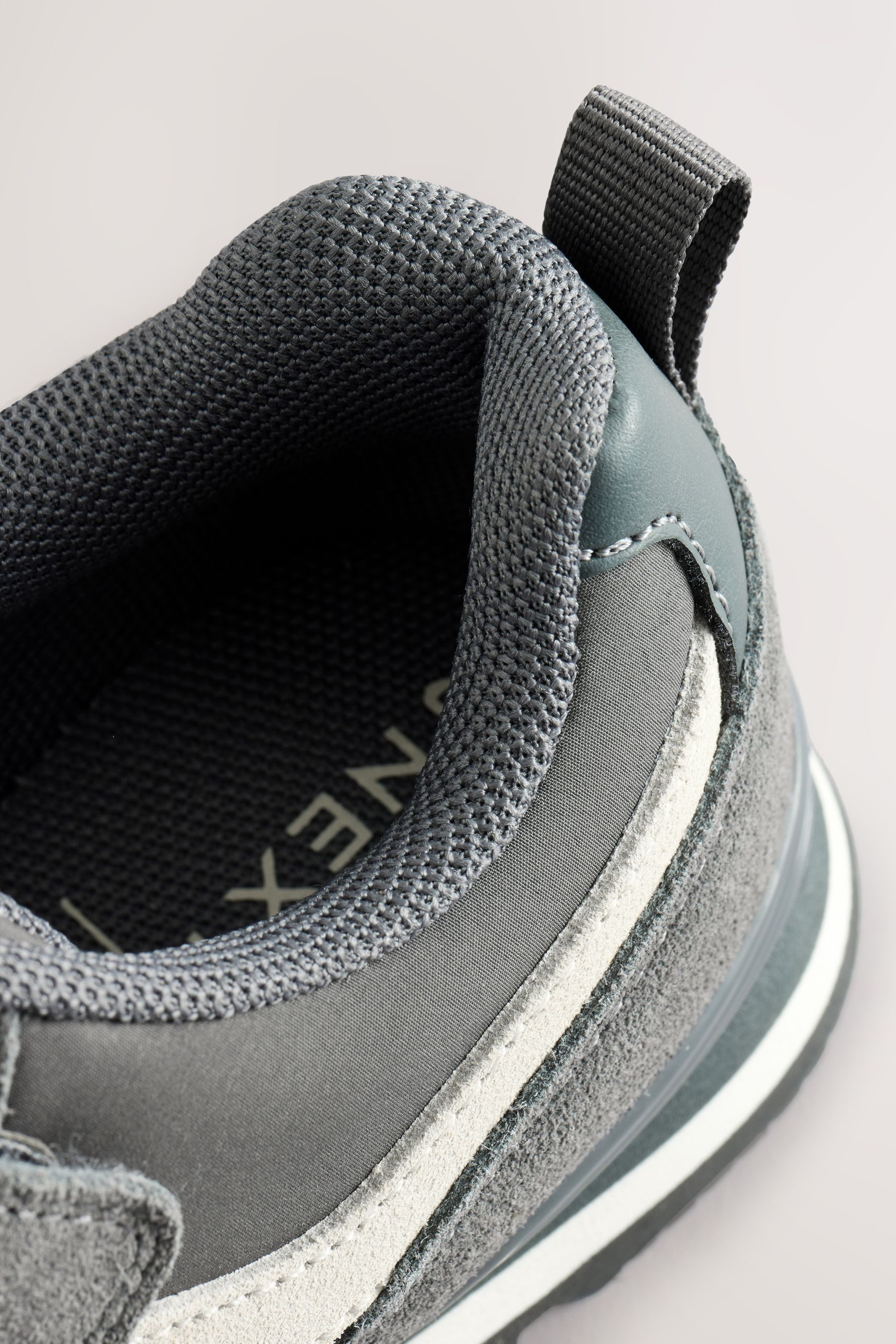 Next Turnschuhe mit elastischen Schnürsenkeln & Riemen Sneaker (1-tlg)