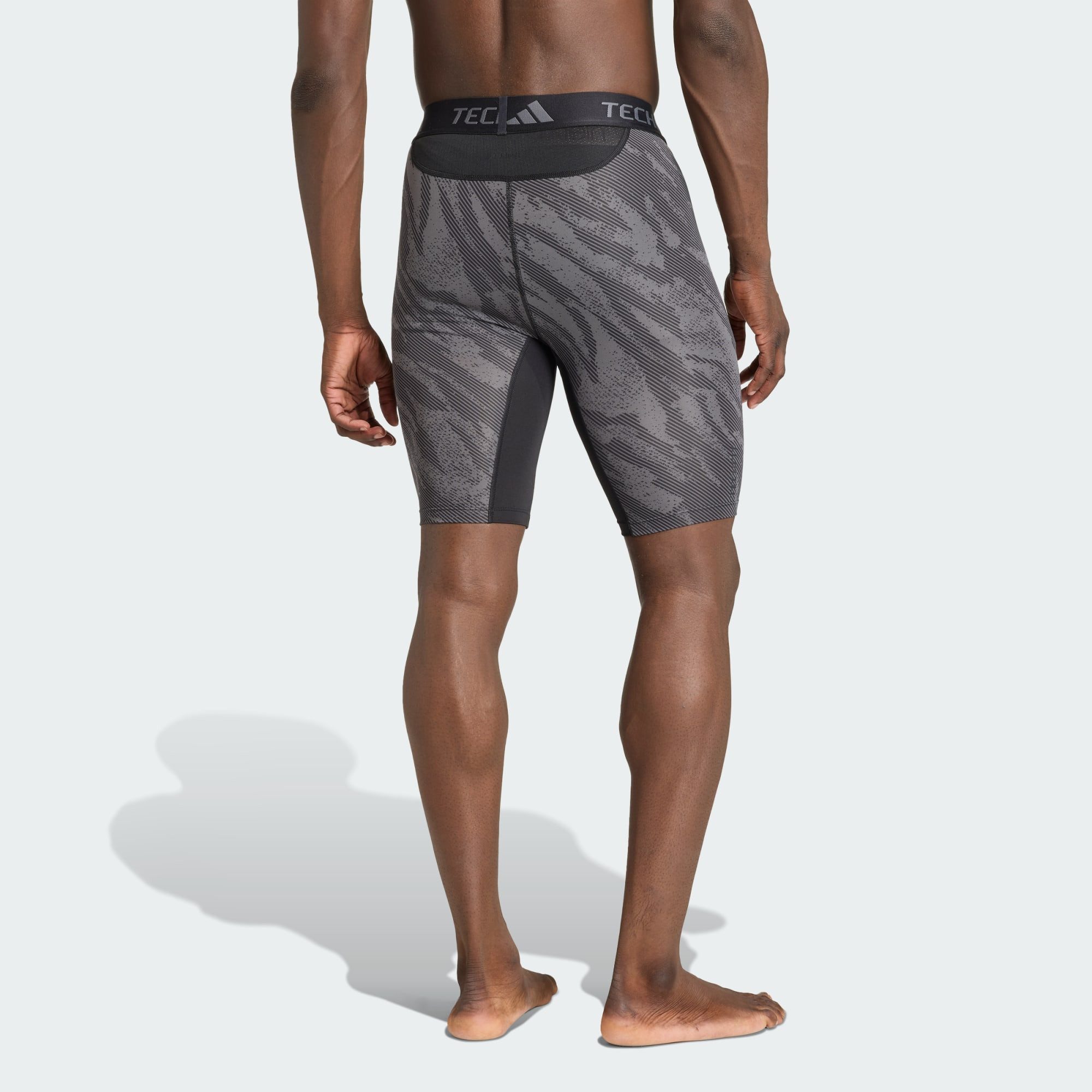 adidas Performance Leggings TECHFIT AOP KURZE LEGGINGS (1-tlg)