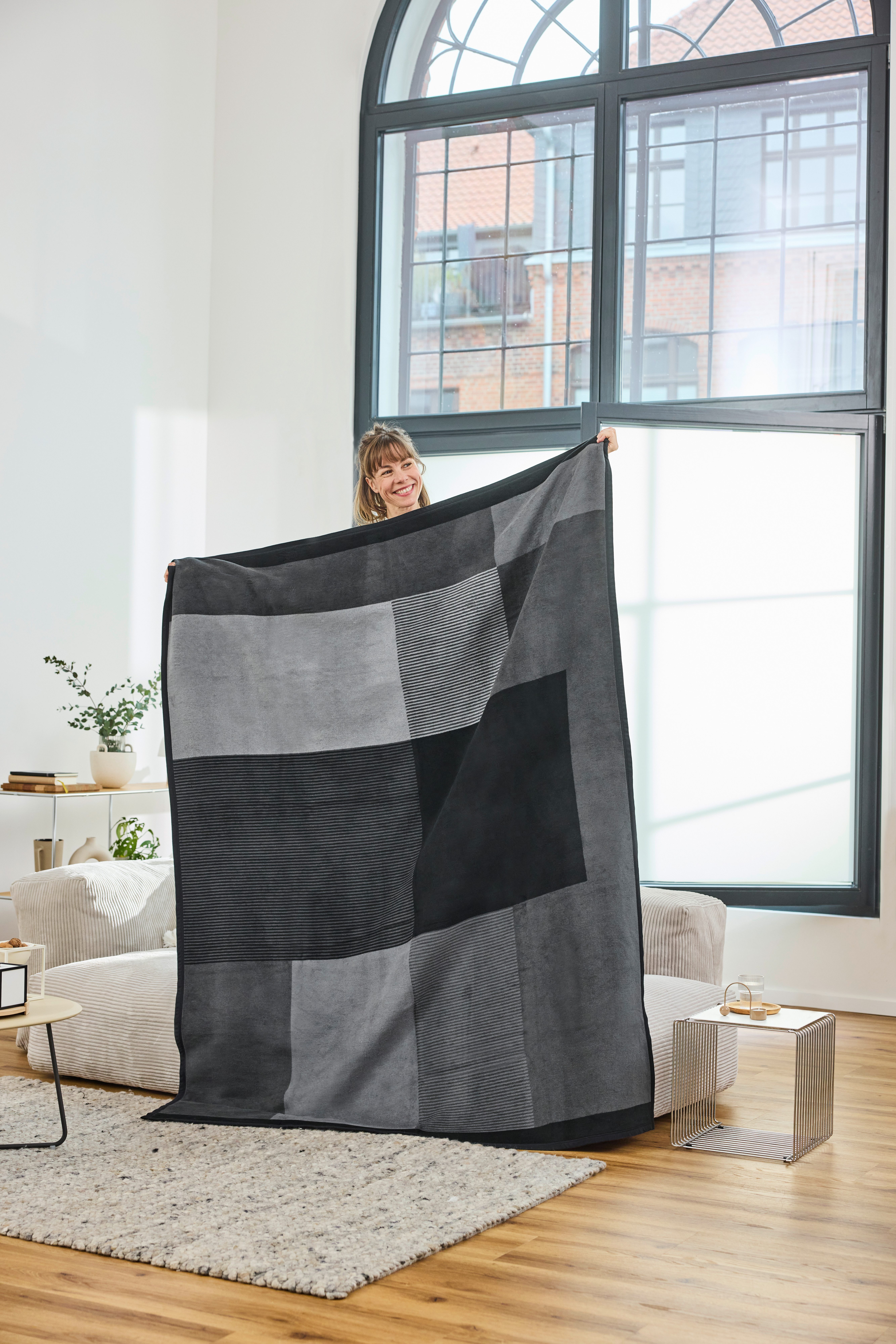 Wohndecke Pola, IBENA, Modernes Patchwork-Design