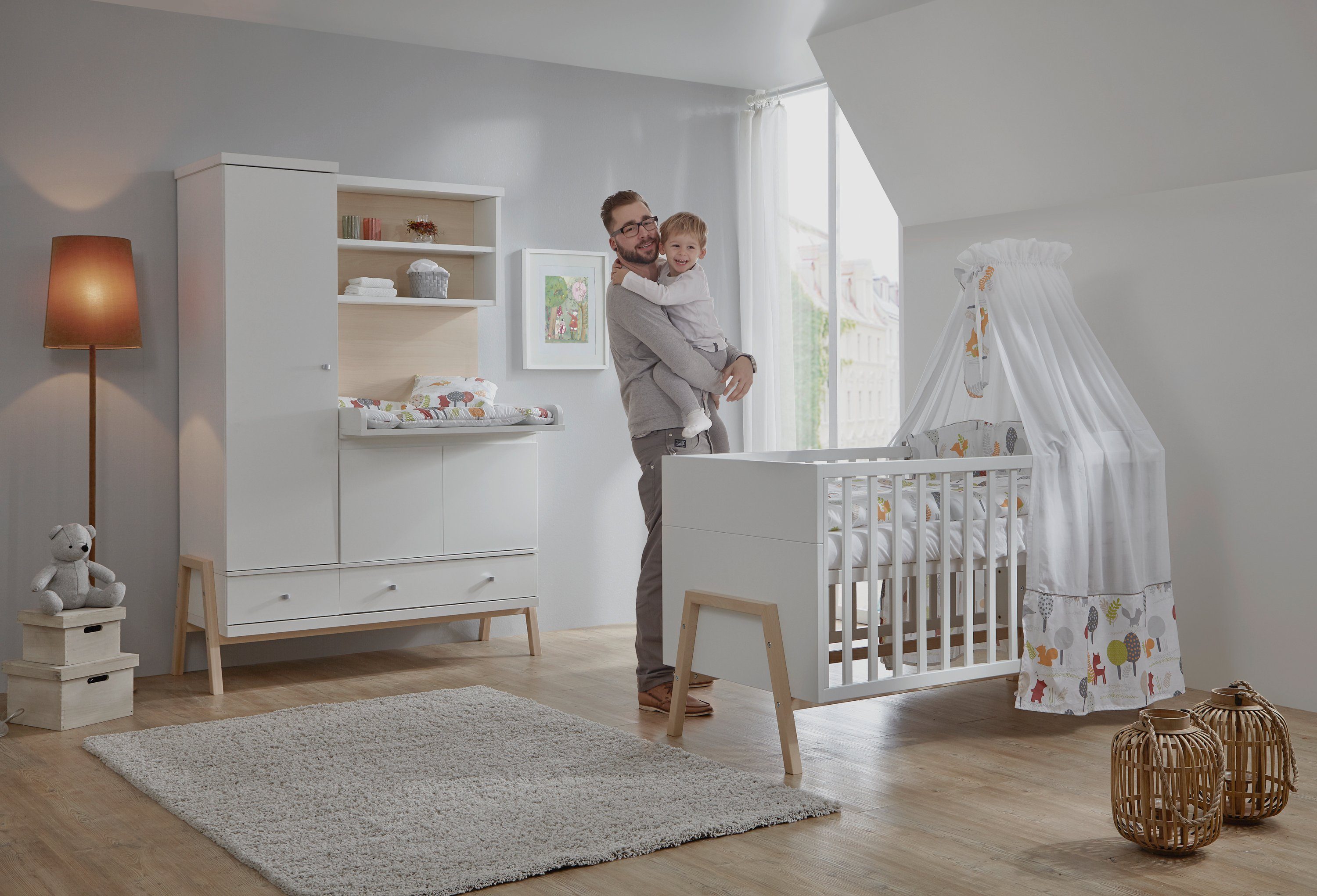 Schardt Kinderkleiderschrank Holly Nature in Germany inkl. mit zur Umbaukit Wickelkommode Made Sitzbank