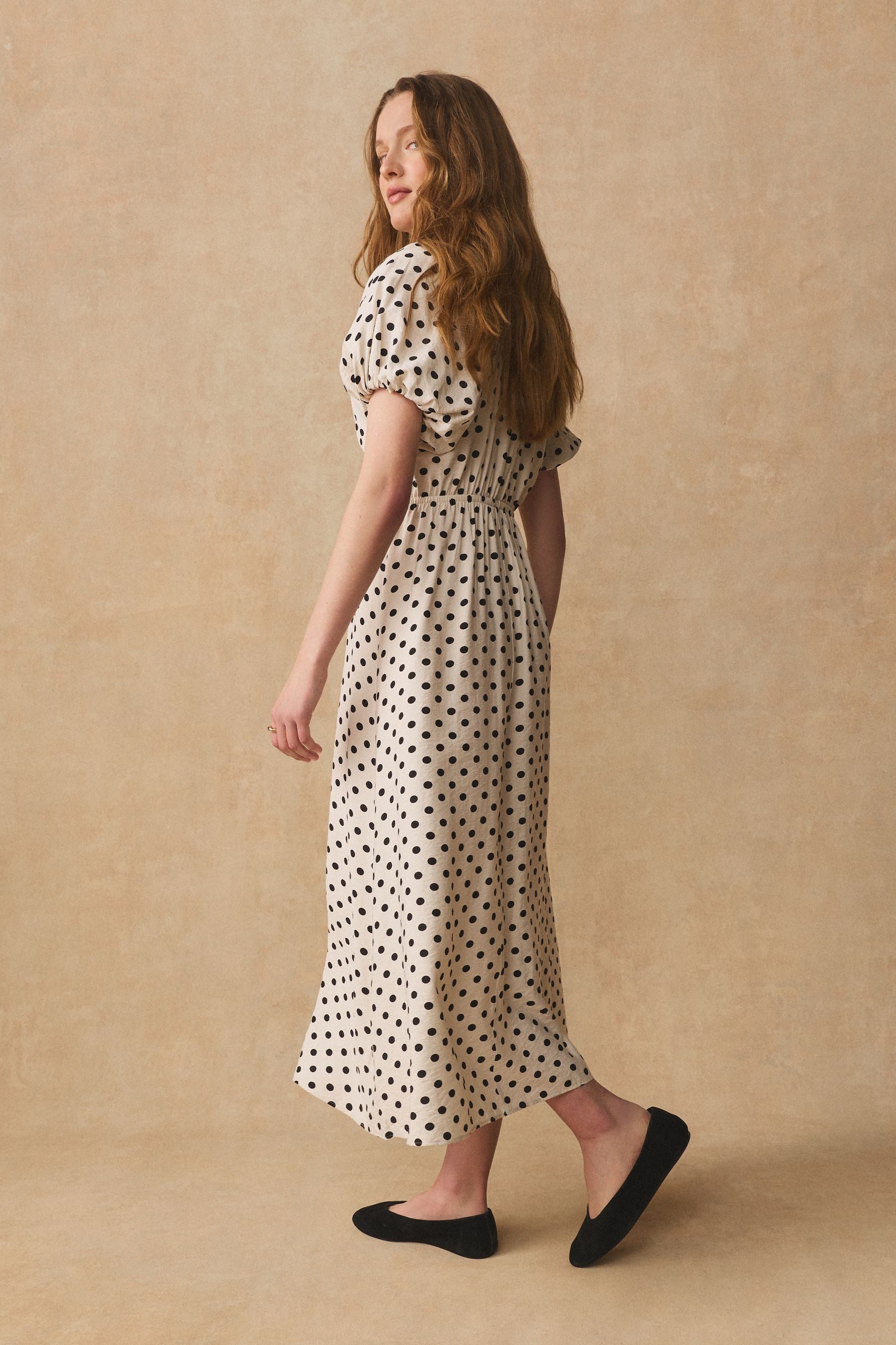 Next Midikleid Midikleid mit Puffärmeln (1-tlg)