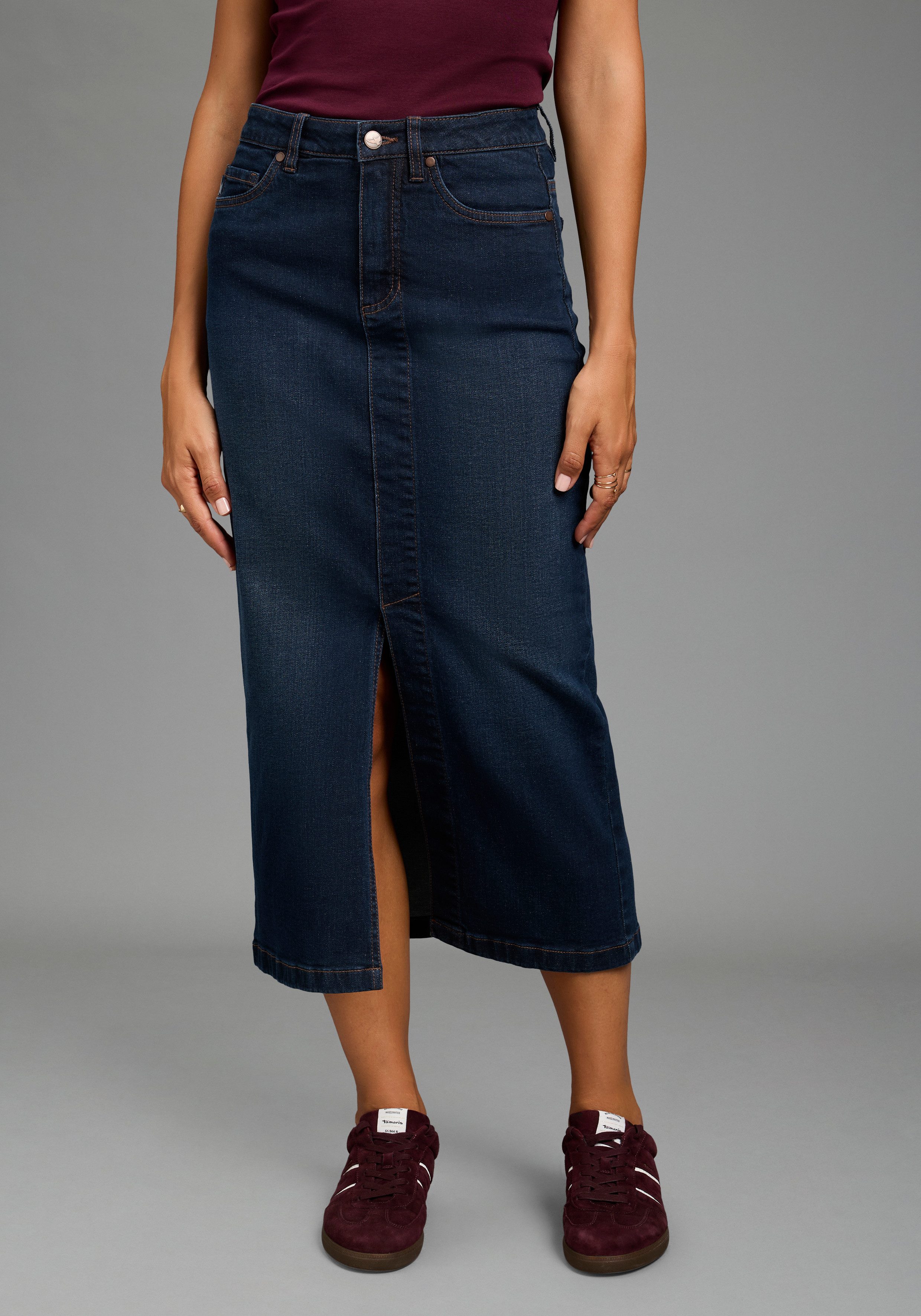 Arizona Jeansrock lang wadenlang, mit Schlitz, figurbetonte Passform, aus elastischem Denim
