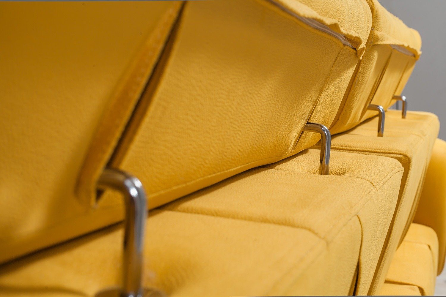 in Polyester) Luxus-Microfaser 1 Made (100% Turkey, Stk. 2-Sitzer, Gelb Villa Quality Sofa Sky, Möbel